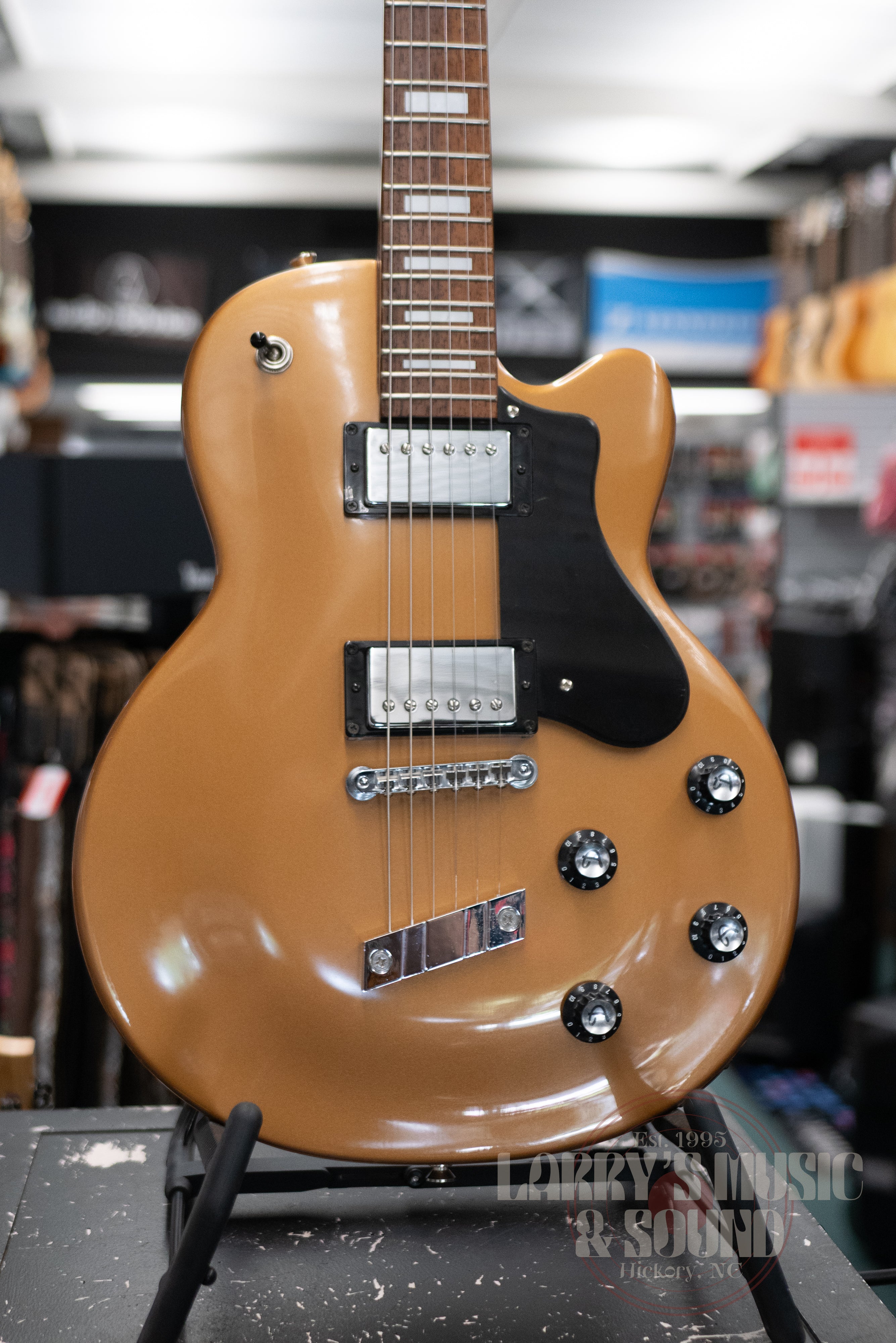 DeArmond M-65C - Gold - USED – Larry's Music & Sound