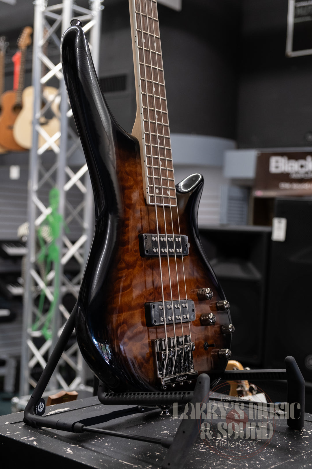 Jackson JS Series Bass JS3Q - Dark Sunburst