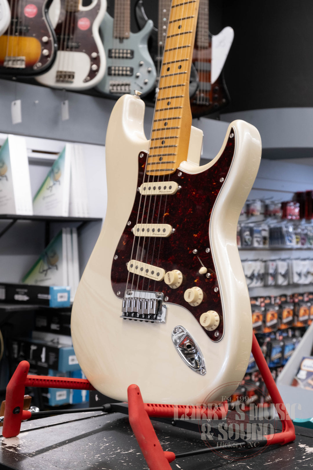 Fender Player Plus Stratocaster - Olympic Pearl - USED