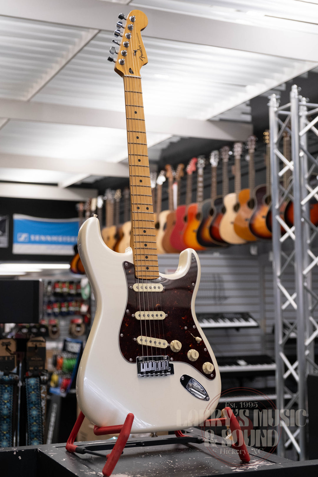 Fender Player Plus Stratocaster - Olympic Pearl - USED