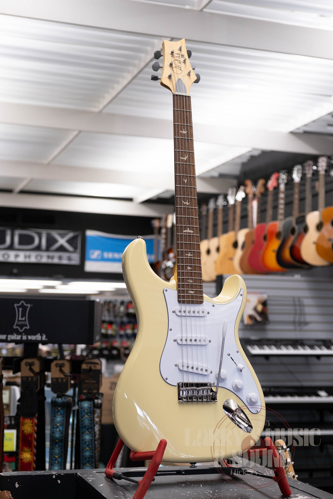 PRS SE Silver Sky - Moon White - USED