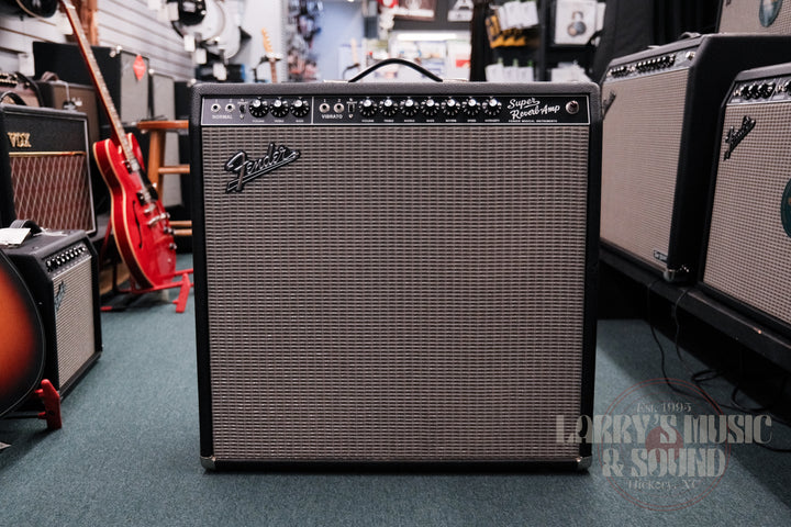 Fender &