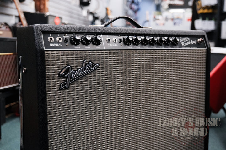 Fender &