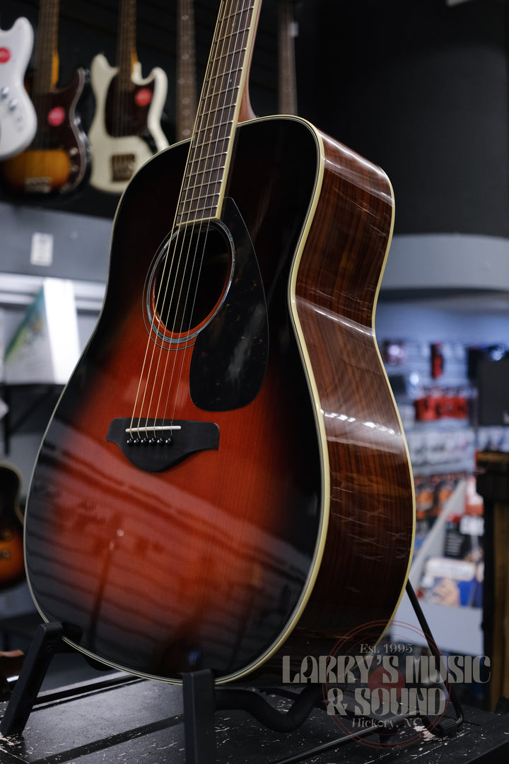 Yamaha FG830 Solid-Top Acoustic - Tobacco Sunburst