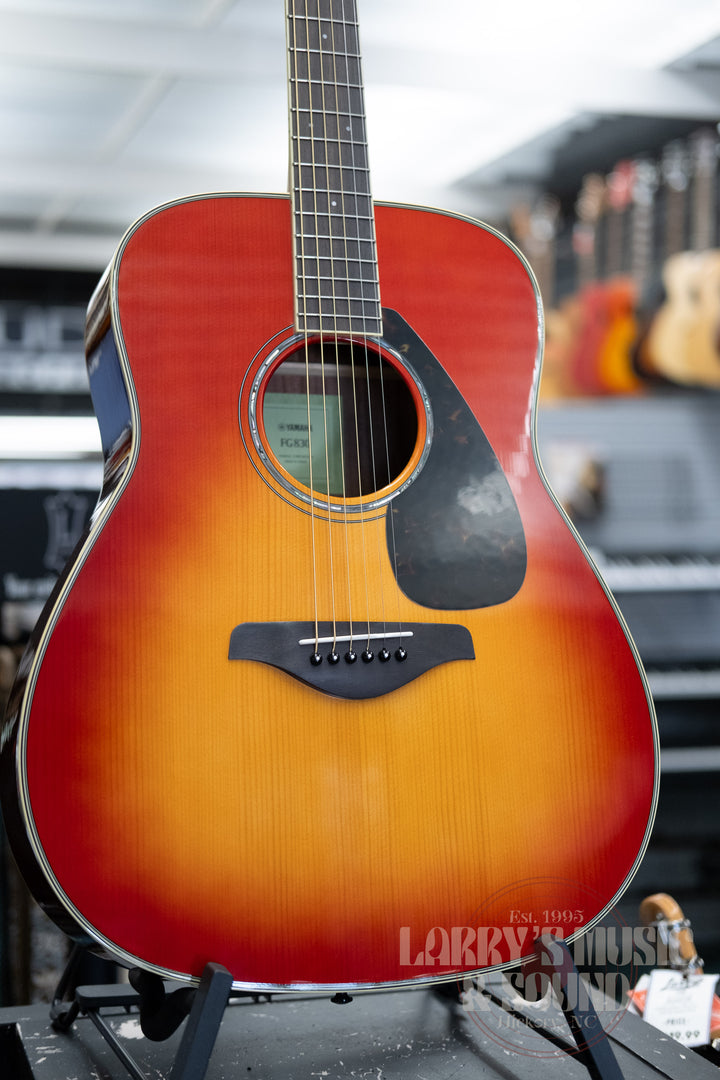 Yamaha FG830 - Autumn Burst