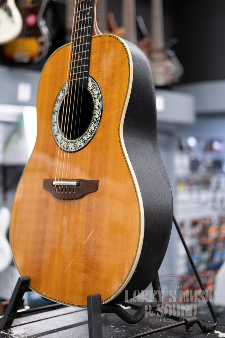 Ovation 1611 Balladeer - USED