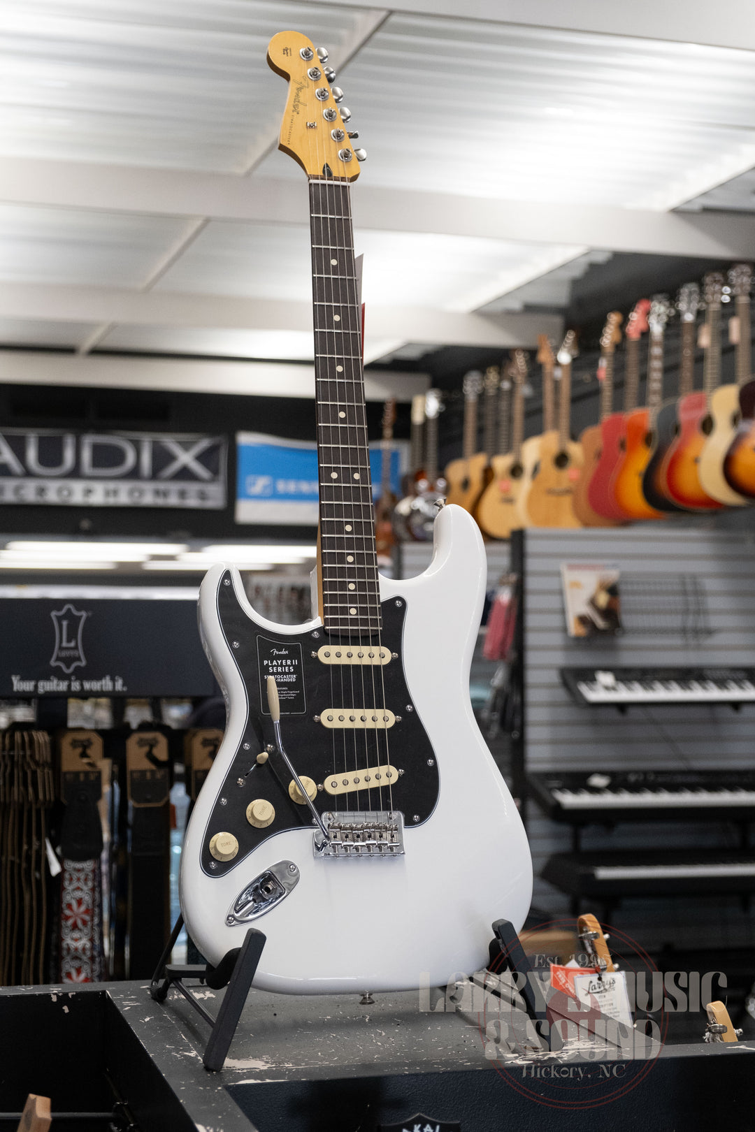 Fender Player II Stratocaster - Left Handed - Polar White