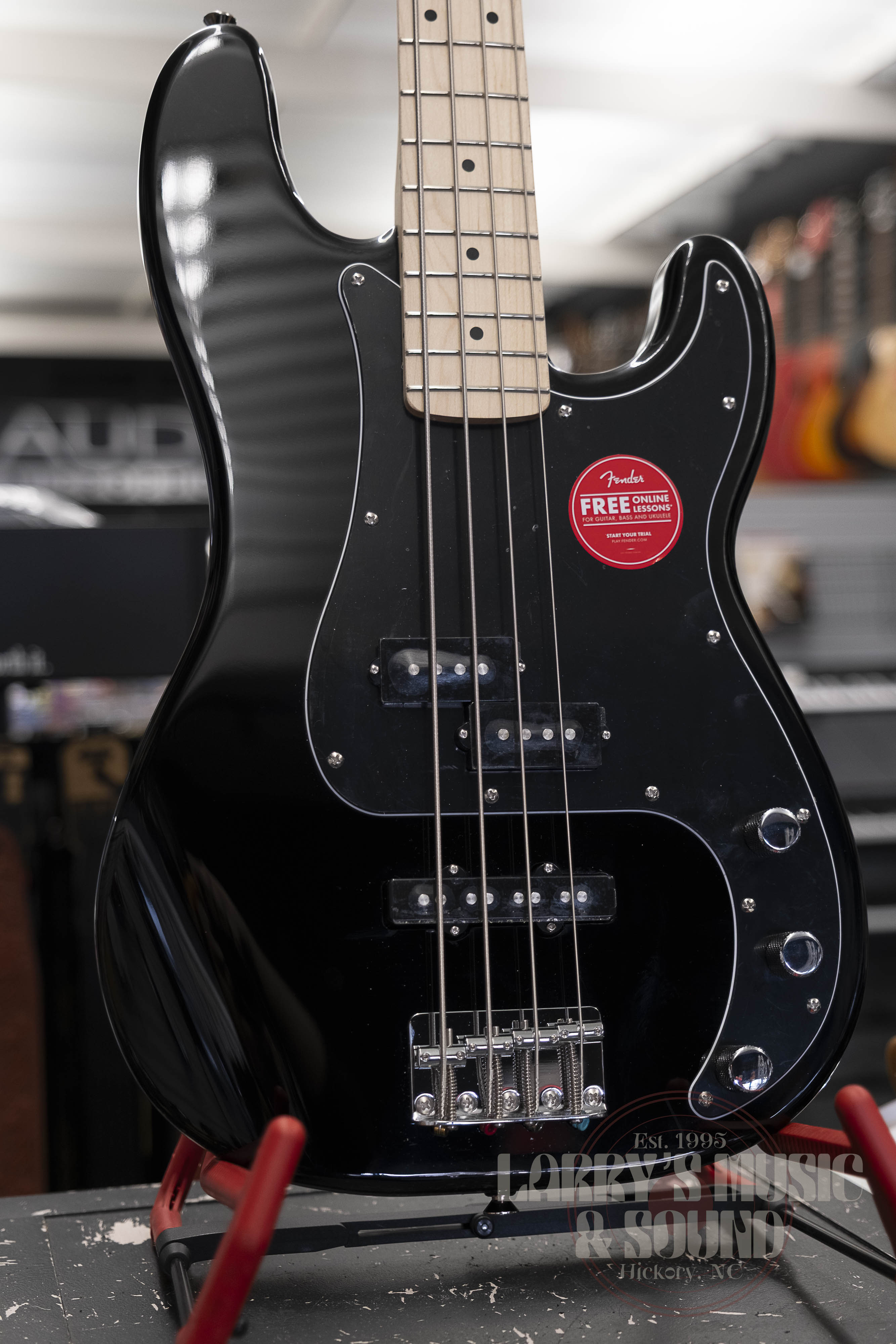 Squier Affinity Series Precision Bass PJ - Black – Larry's Music