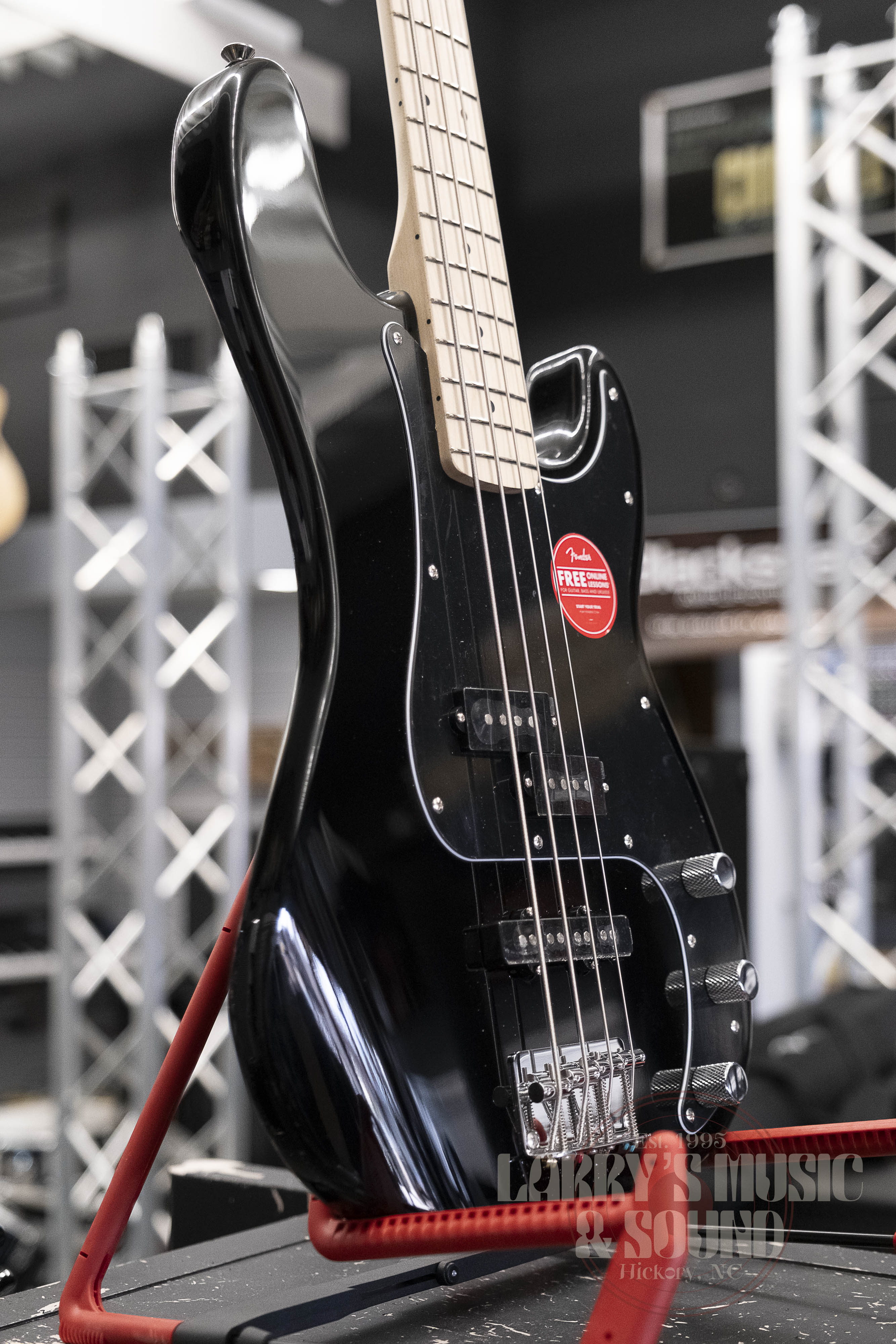 Squier Affinity Series Precision Bass PJ - Black – Larry's Music