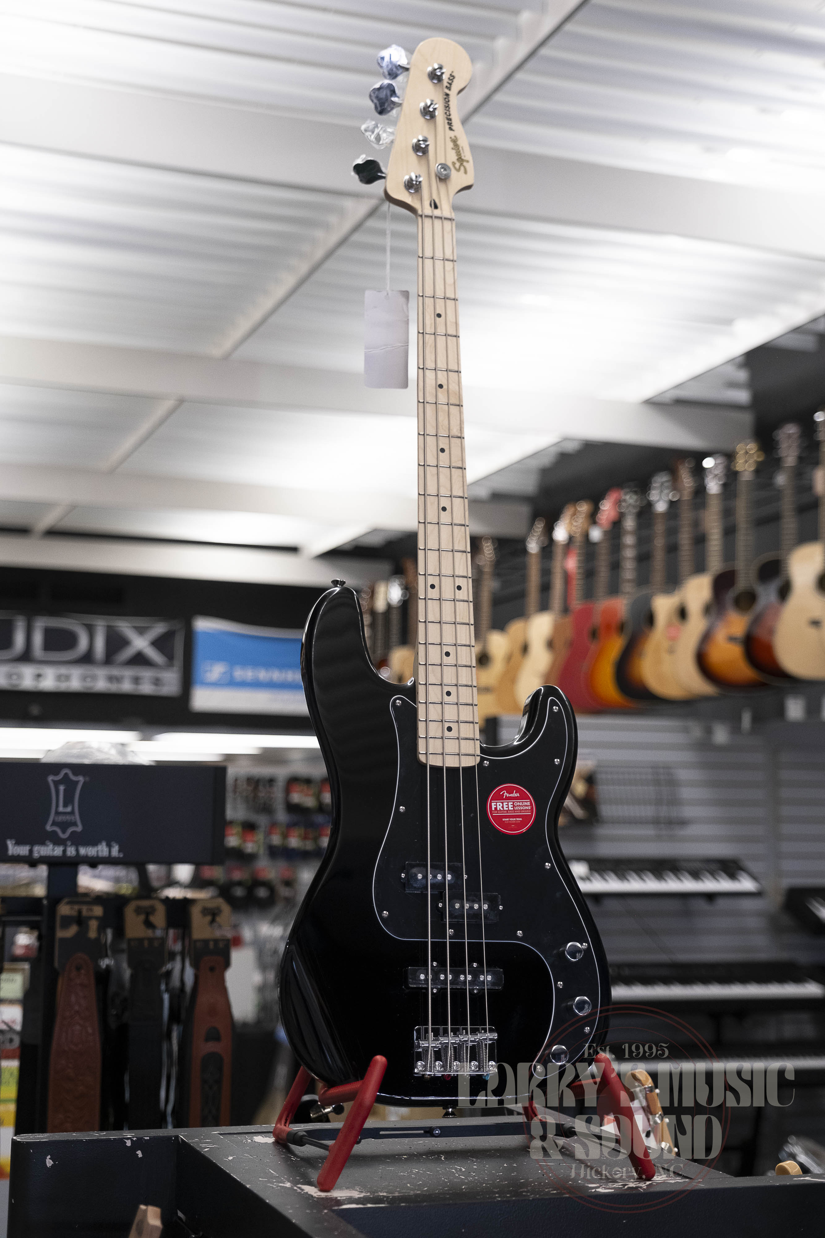 Squier Affinity Series Precision Bass PJ - Black – Larry's Music
