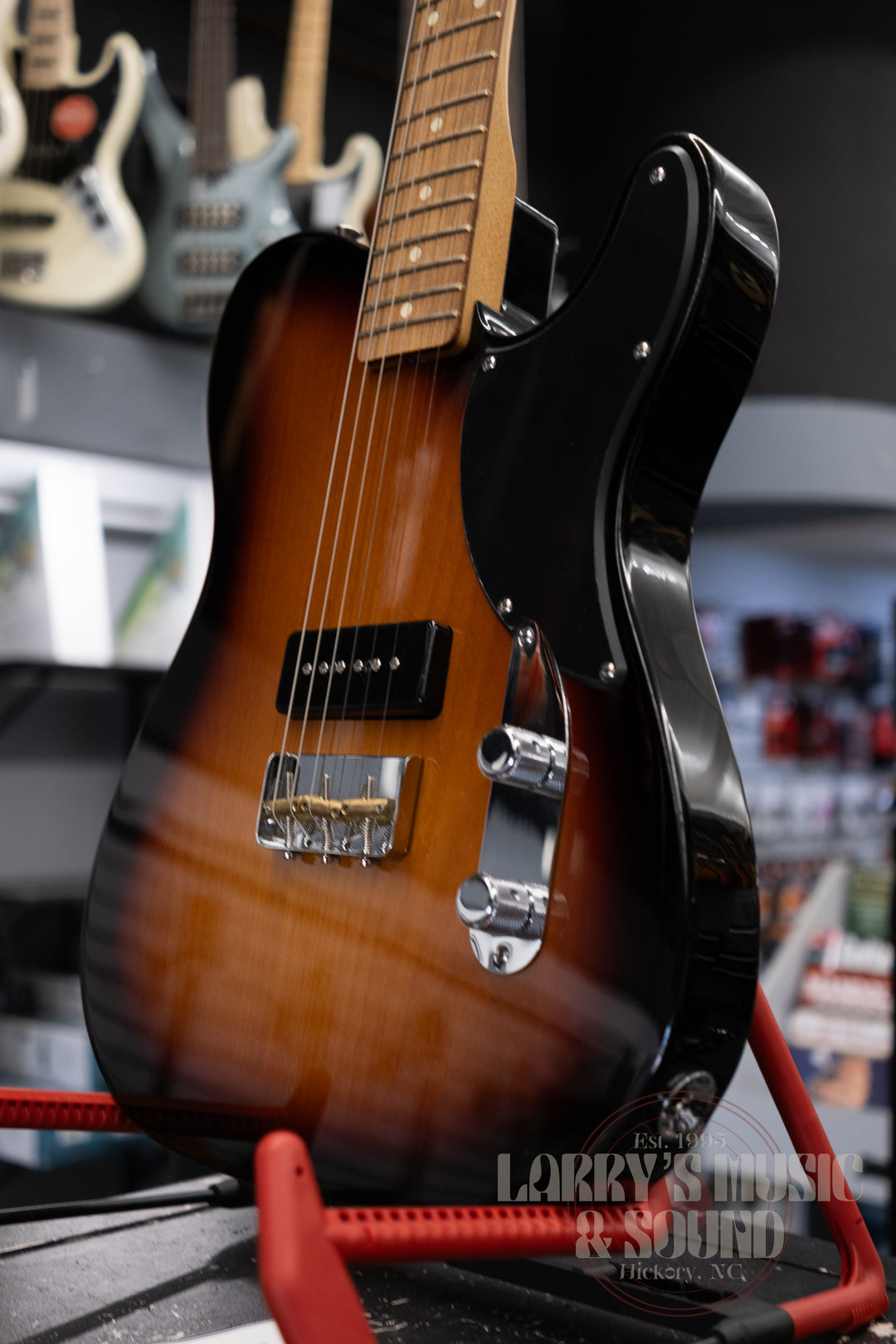 Fender Noventa Telecaster - 2-Color Sunburst