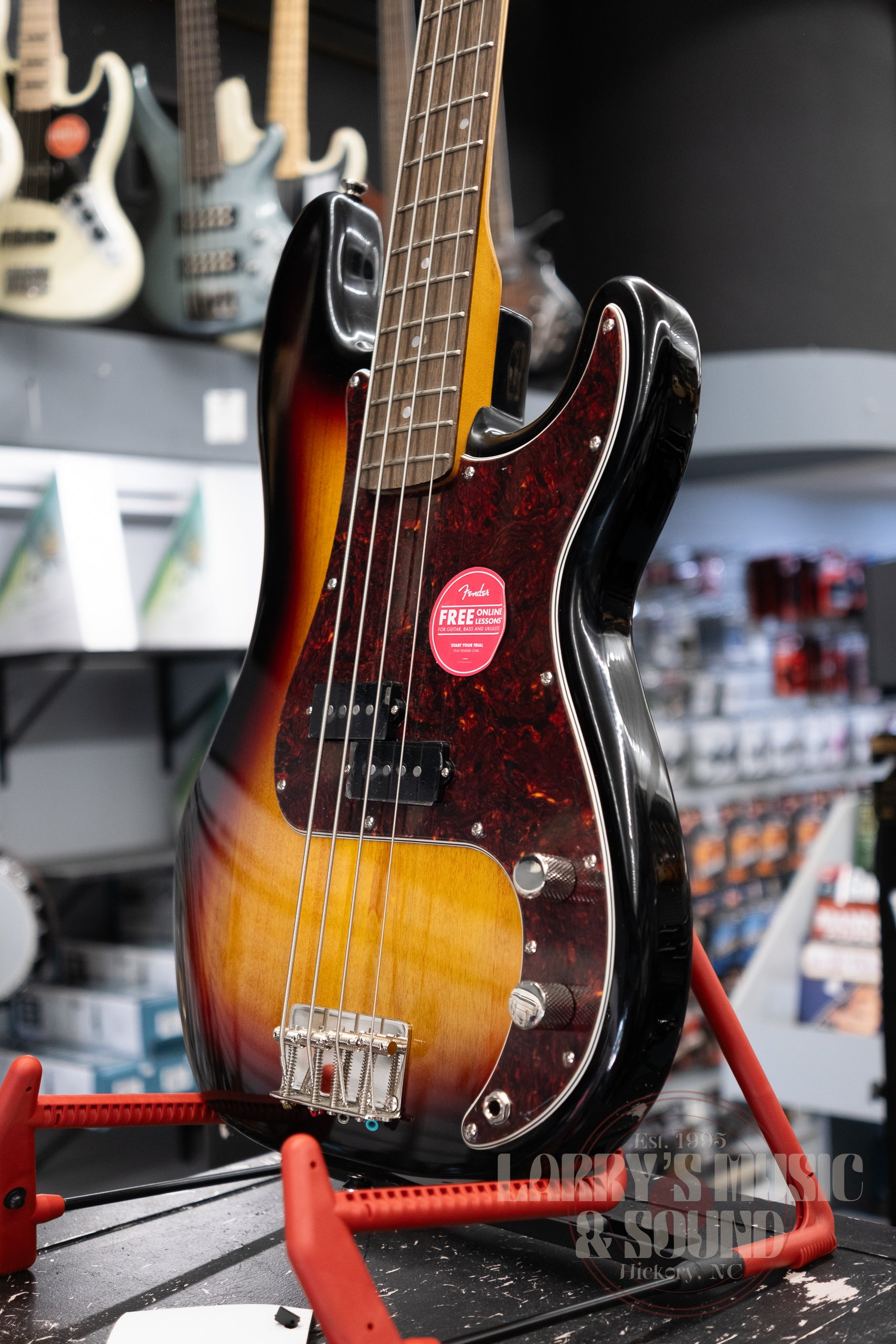 Squier Classic Vibe '60s Precision Bass - 3-Color Sunburst