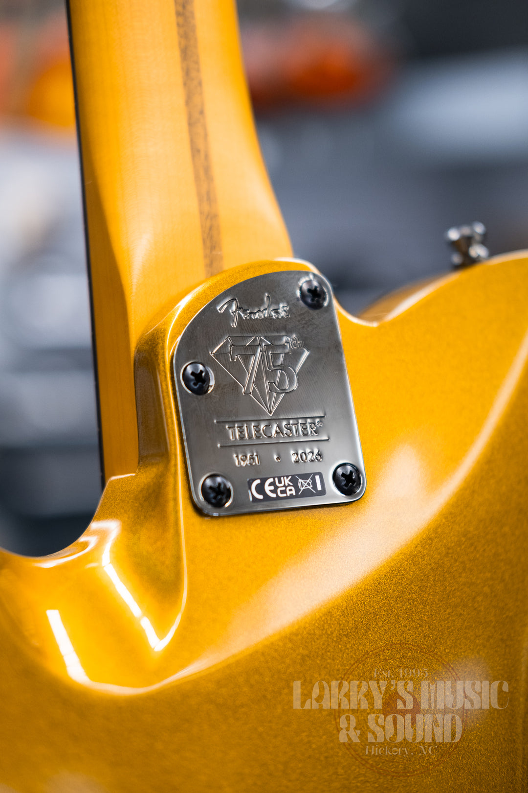 Fender 75th Anniversary American Ultra II Telecaster - Liquid Gold