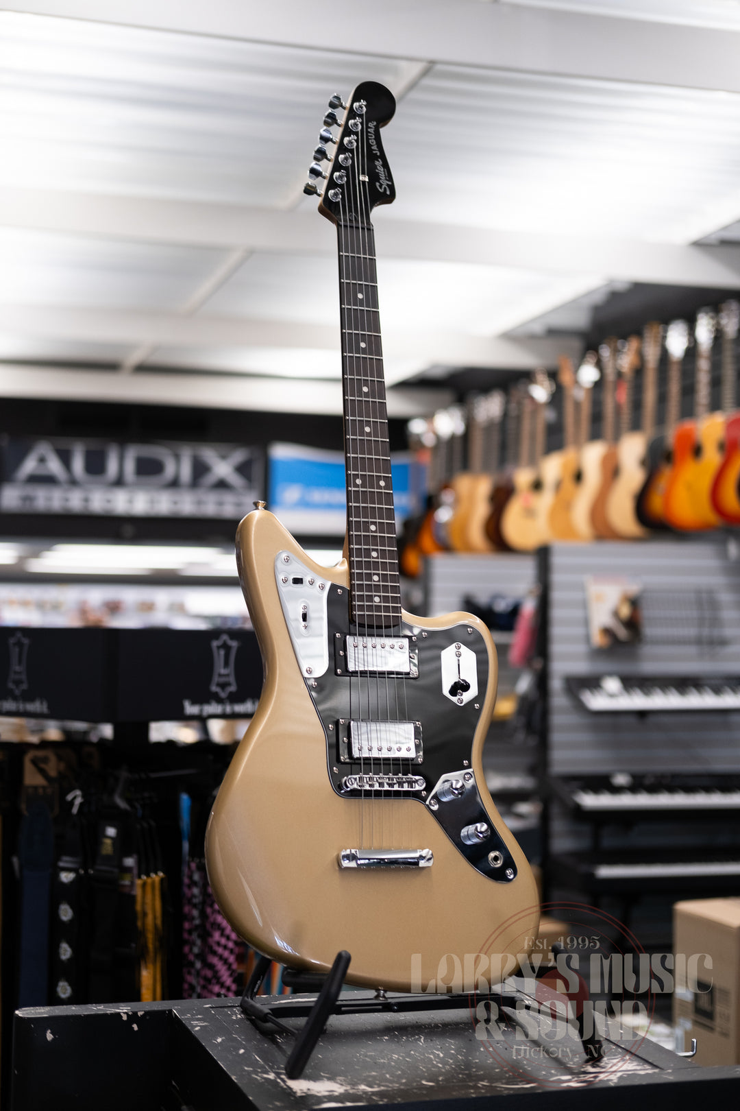 Squier Contemporary Jaguar - Shoreline Gold - USED