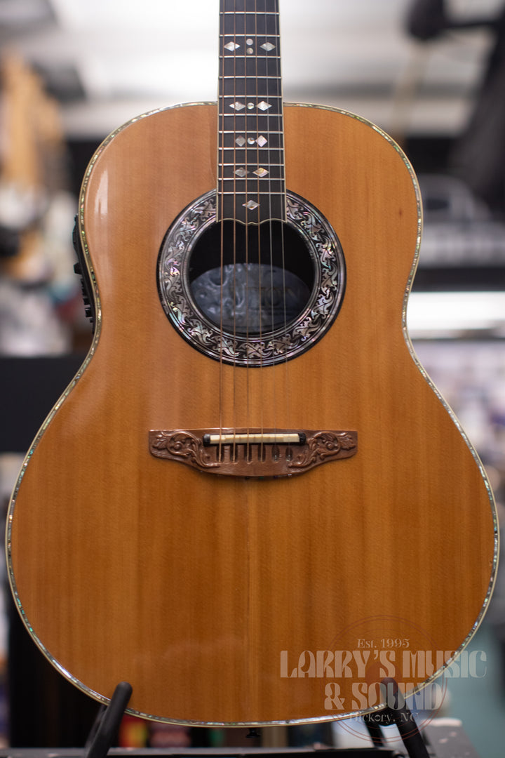 Ovation 1619 with Case; 1979
