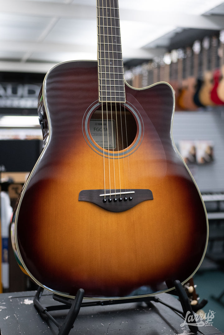 Yamaha FGC-TA TransAcoustic Guitar - Brown Sunburst  **BUILT IN REVERB AND CHORUS**