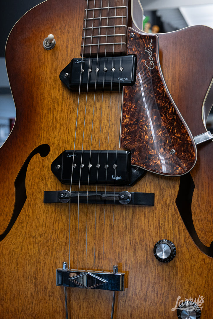 Godin 5th Avenue - USED