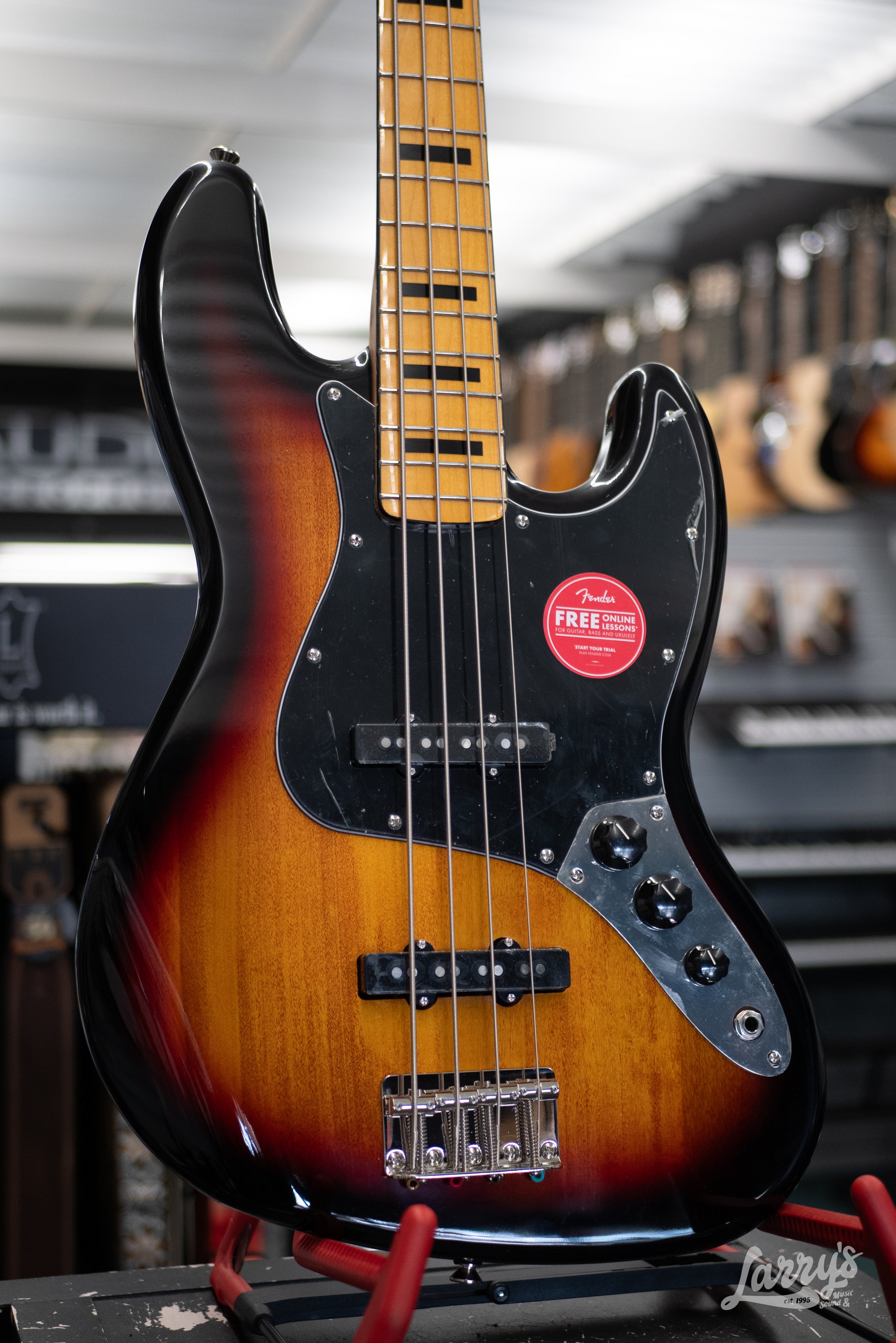 Squier Classic Vibe '70s Jazz Bass - 3-Color Sunburst