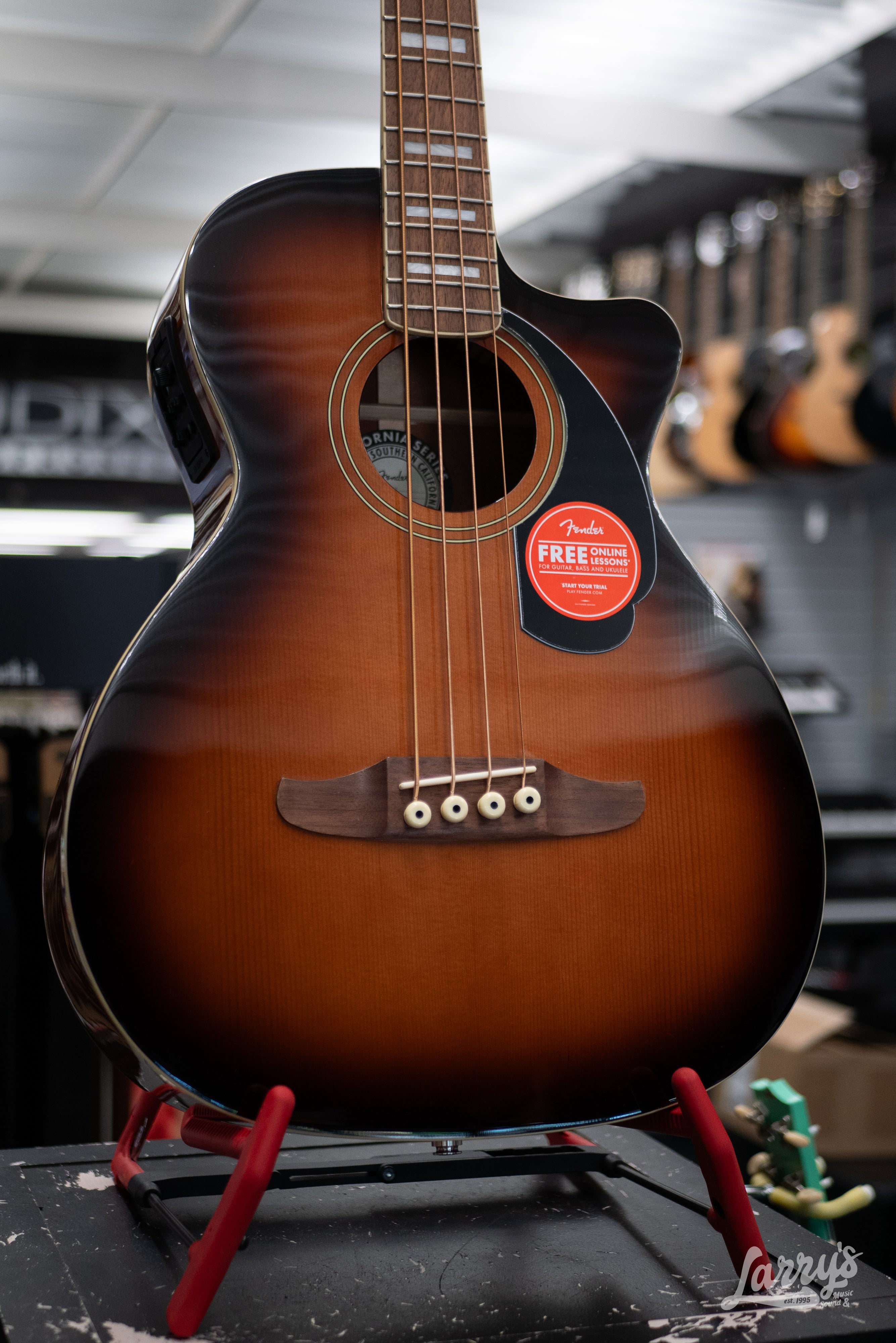 Fender Kingman Acoustic Bass - Shaded Edge Burst – Larry's Music
