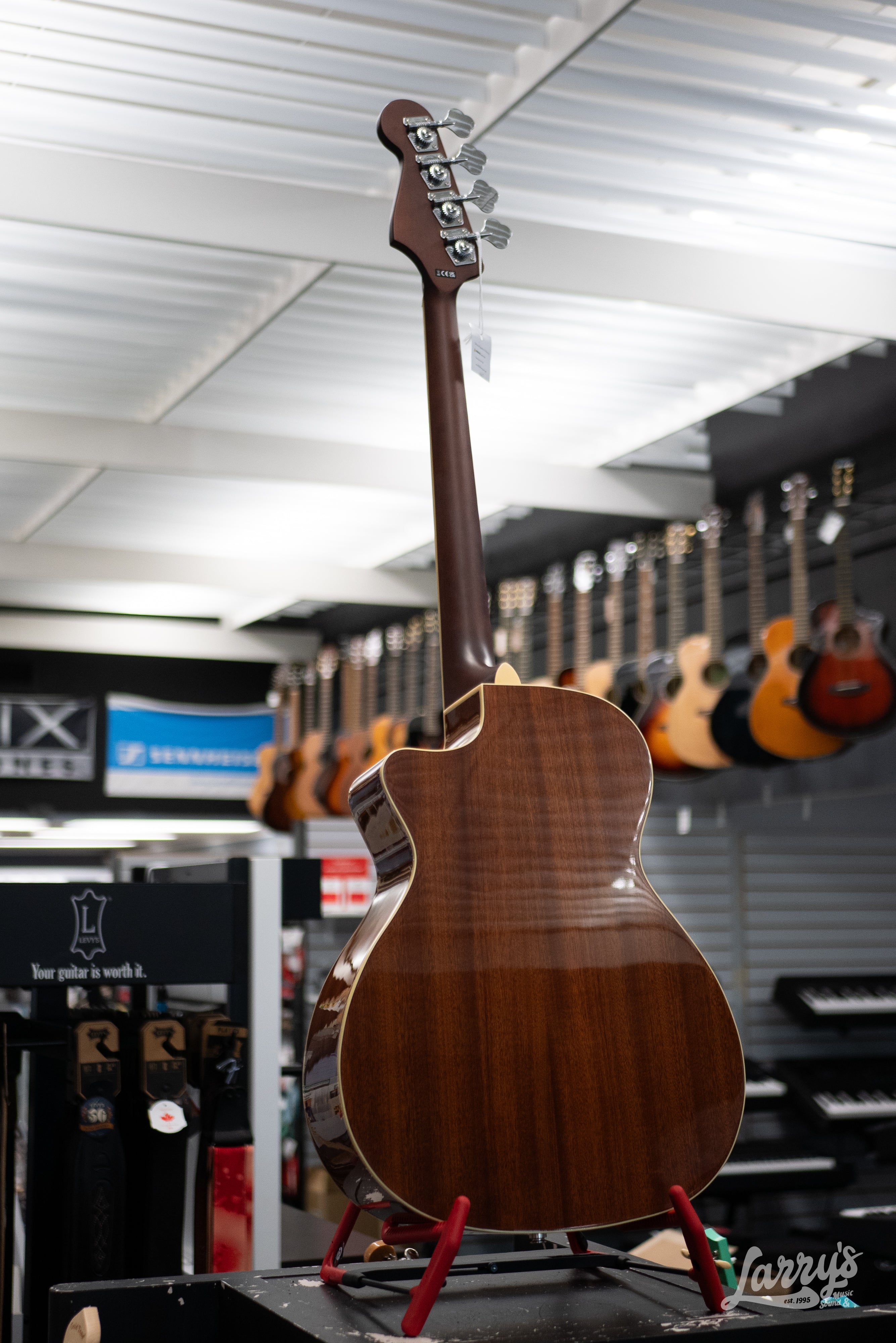 Fender Kingman Acoustic Bass - Shaded Edge Burst – Larry's Music