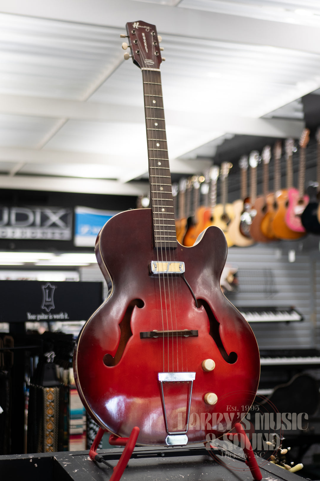 60's Harmony Rocket - Red Burst - USED