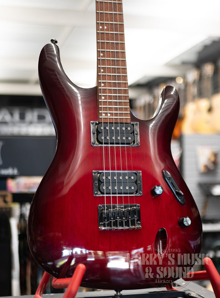 Ibanez S521 - Red - USED