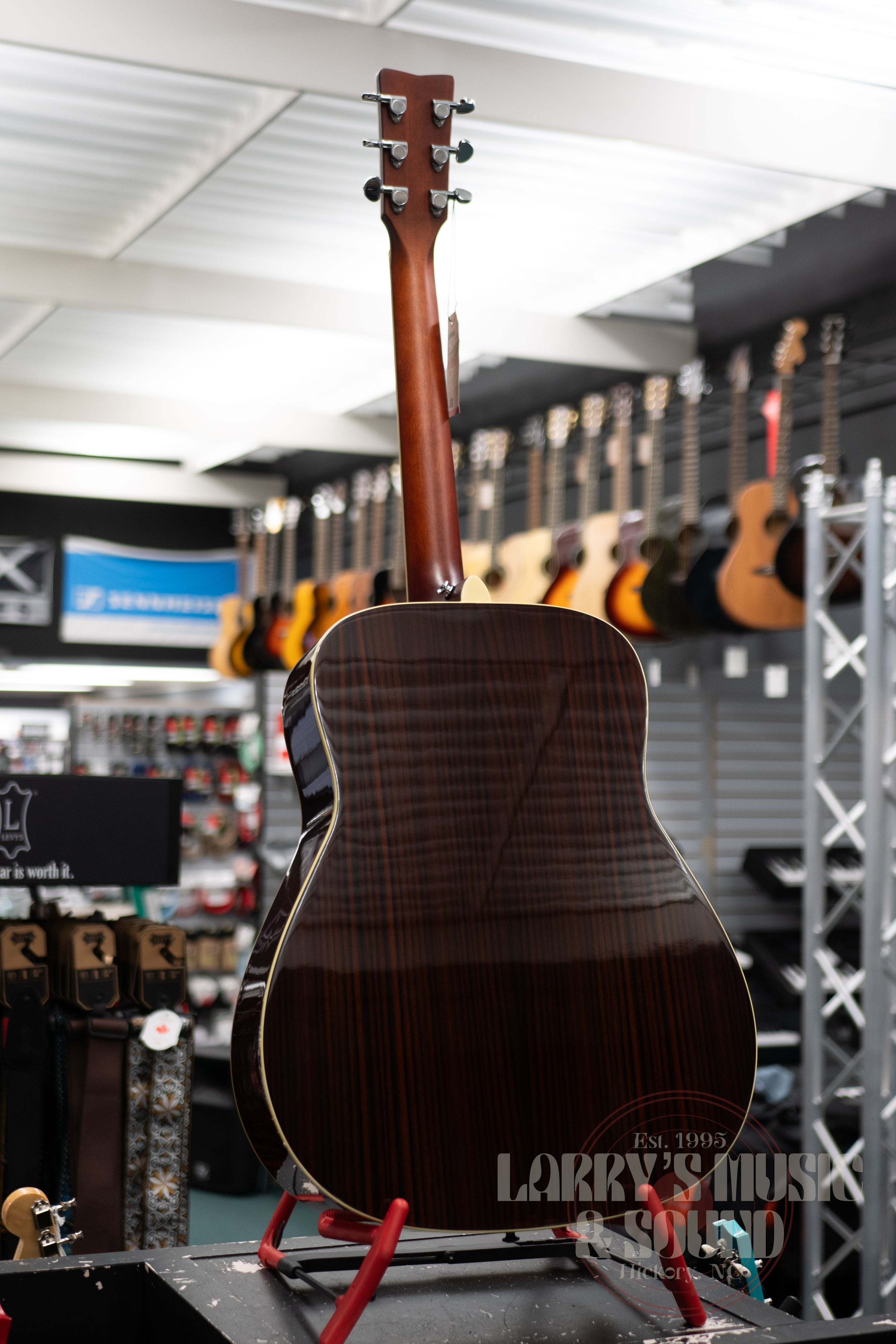 YAMAHA U2F 1970年木目（サペリ）リニューアル Thunder Road Guitars - 1970s Yamaha FG-300 w/Original Hard Shell