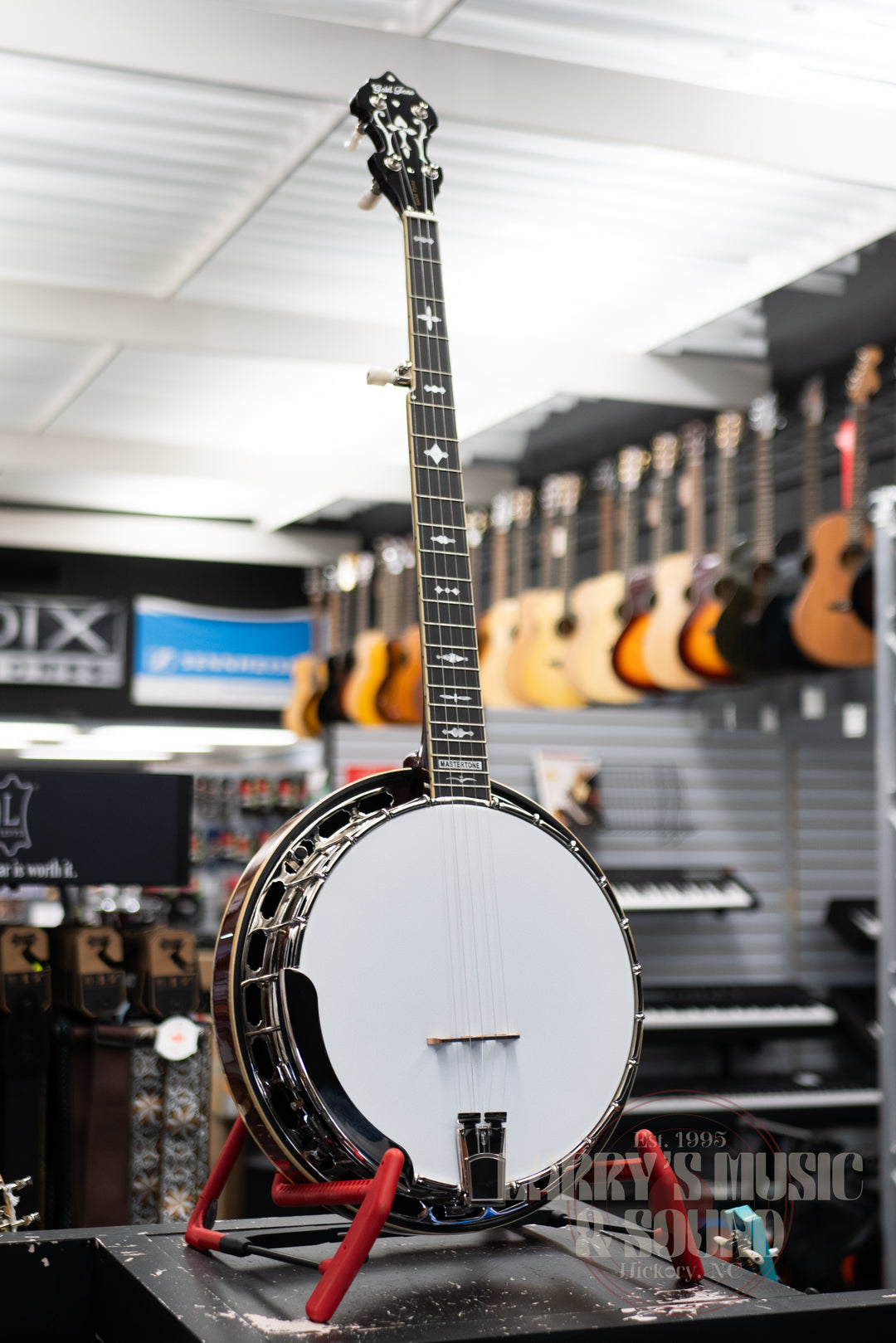 Gold Tone Mastertone OB-3 Orange Blossom "Twanger" Pre-War Style Resonator Banjo with Case