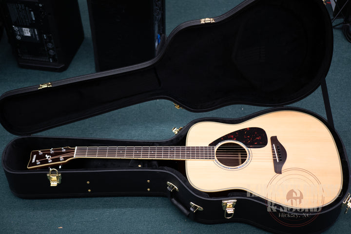 Yamaha FG830 Dreadnaught Acoustic w/ added Pickup and Case - USED