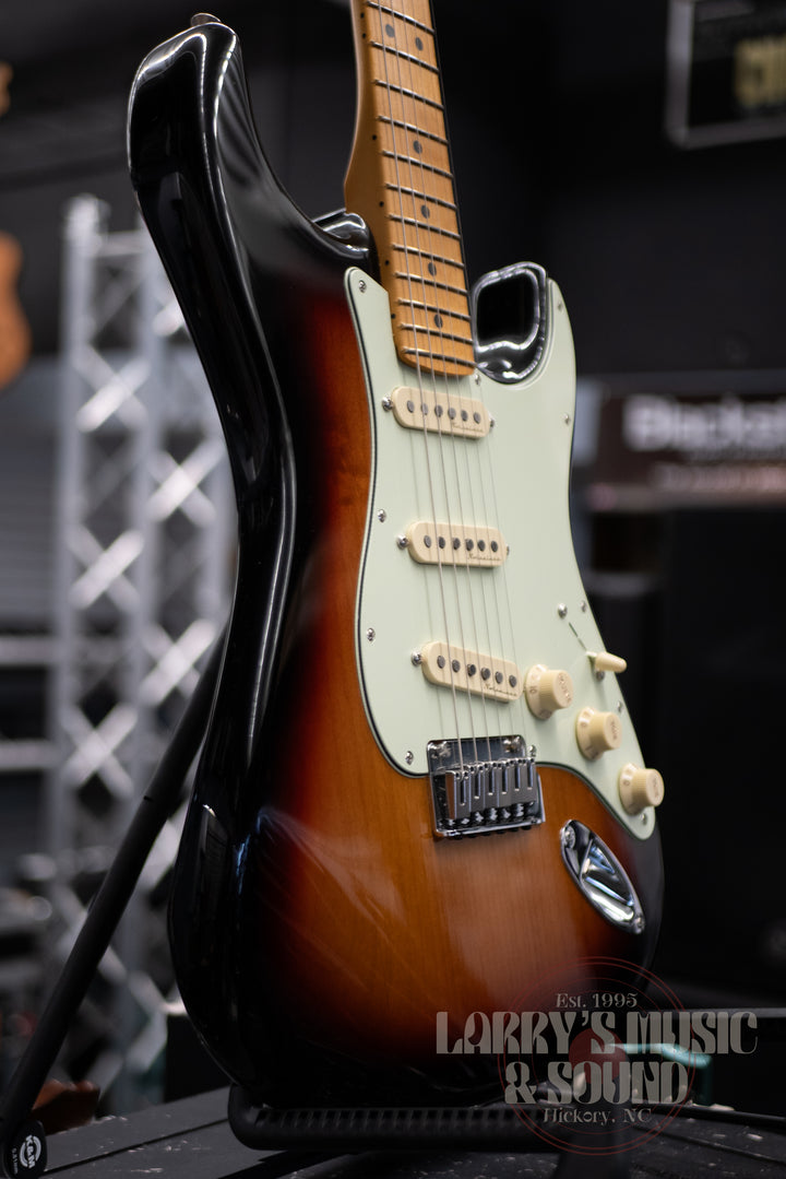 Fender Player Plus Stratocaster - 3-Color Sunburst - USED