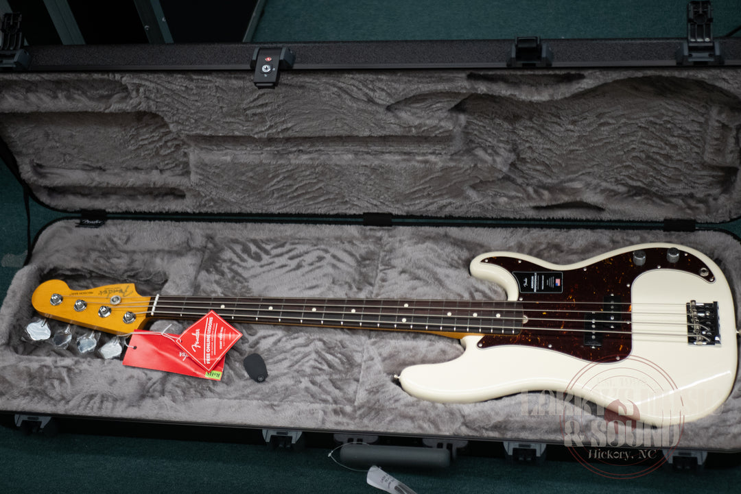 Fender American Professional II Precision Bass with Rosewood Fingerboard- Olympic White