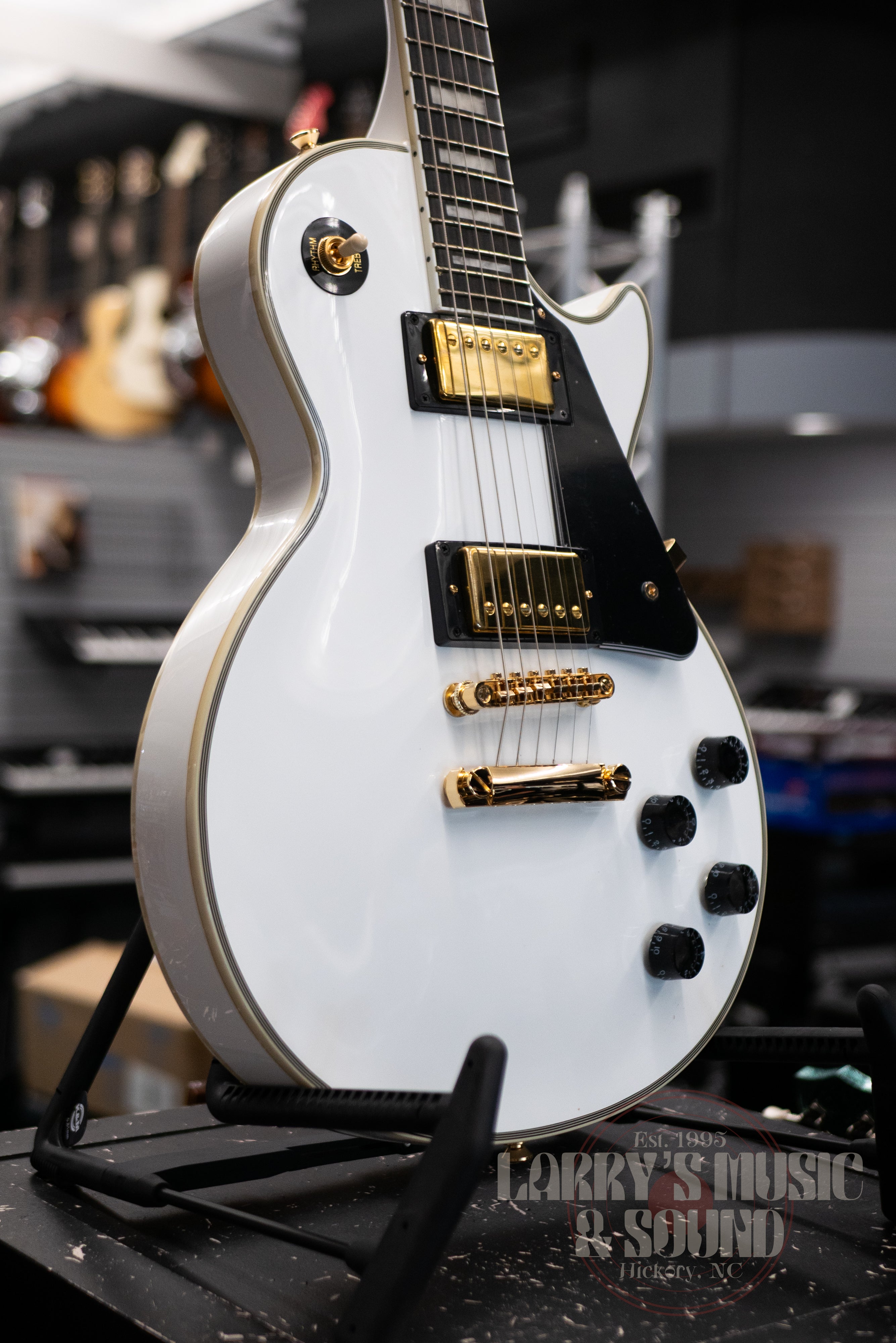 Epiphone Les Paul Custom - Alpine White – Larry's Music & Sound