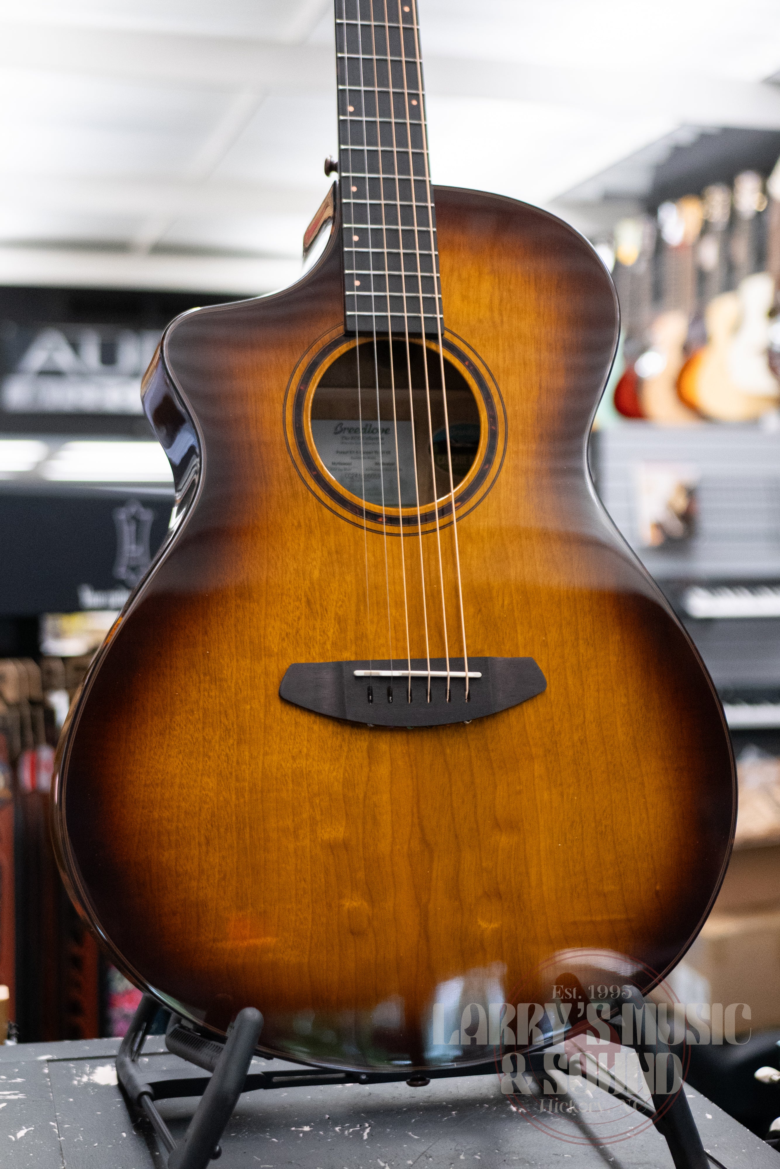 Breedlove Pursuit Exotic S Concert CE Left-Handed - Tiger's Eye