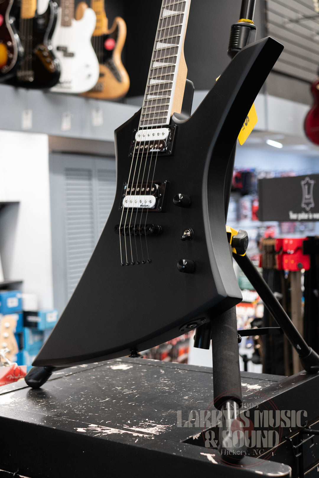 Jackson Series Kelly JS32T - Satin Black