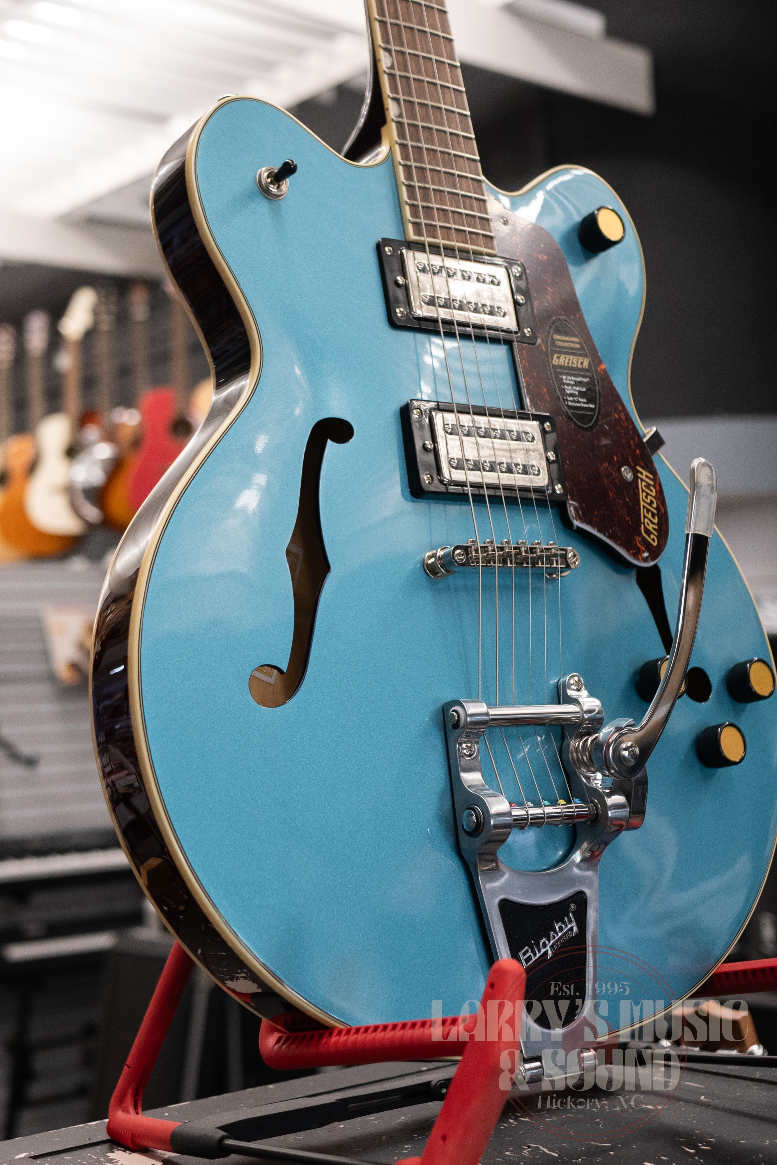 Gretsch G2622T Streamliner Double Cut - Arctic Blue – Larry's