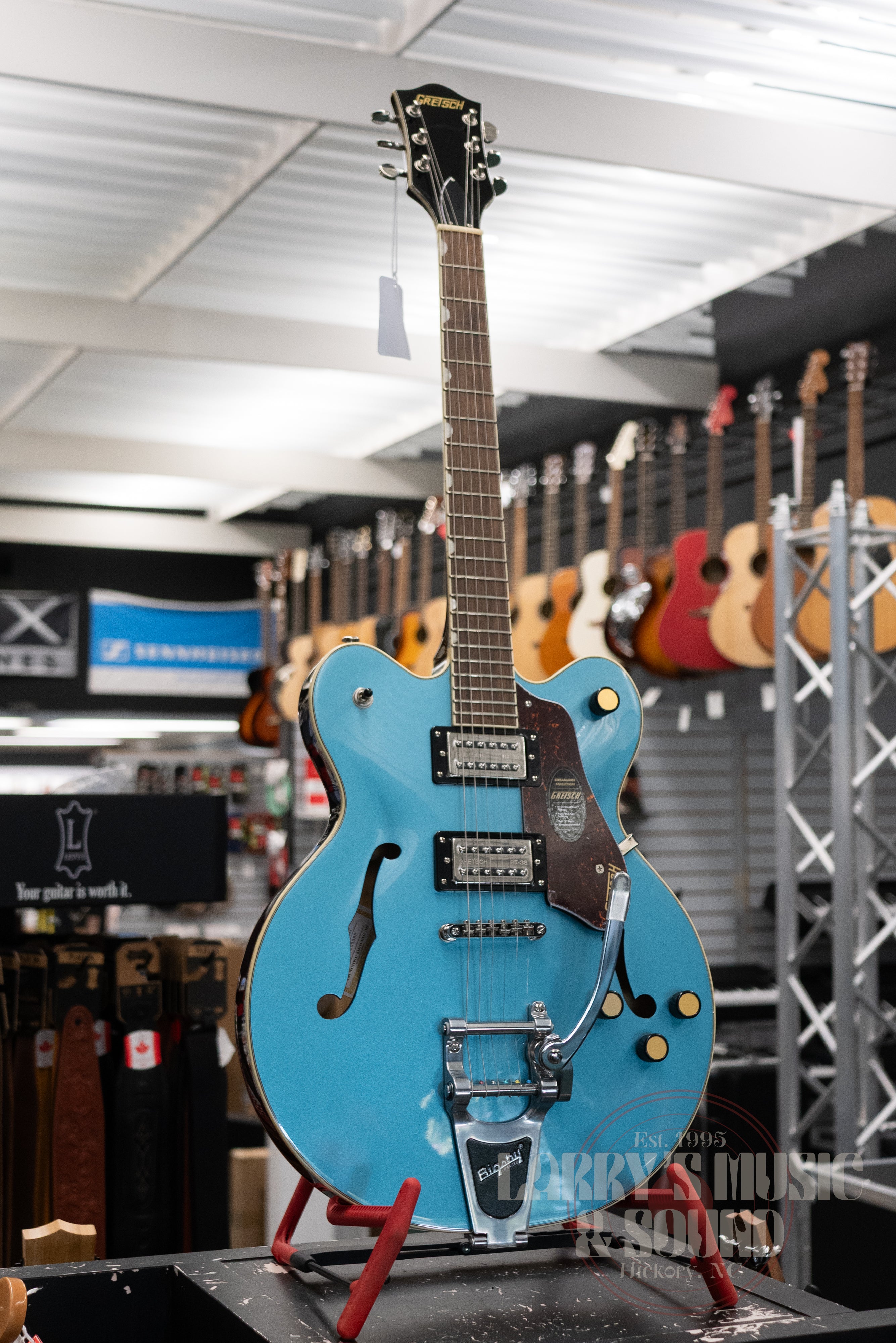 Gretsch G2622T Streamliner Double Cut - Arctic Blue – Larry's