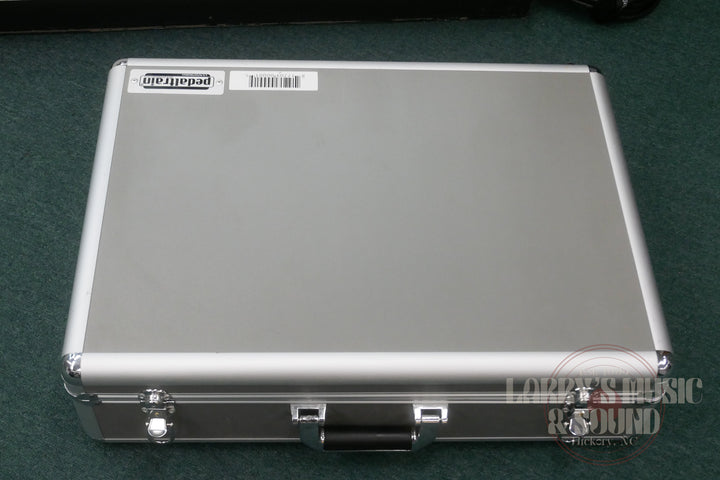 PedalTrain Pedal Board with Voodoo Power Supply and Hard Case - USED