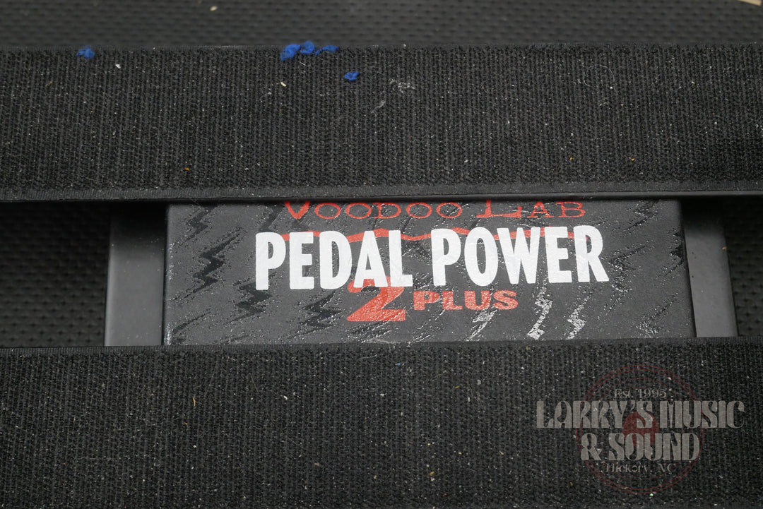 PedalTrain Pedal Board with Voodoo Power Supply and Hard Case - USED