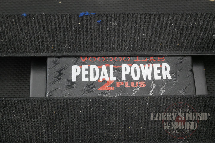 PedalTrain Pedal Board with Voodoo Power Supply and Hard Case - USED