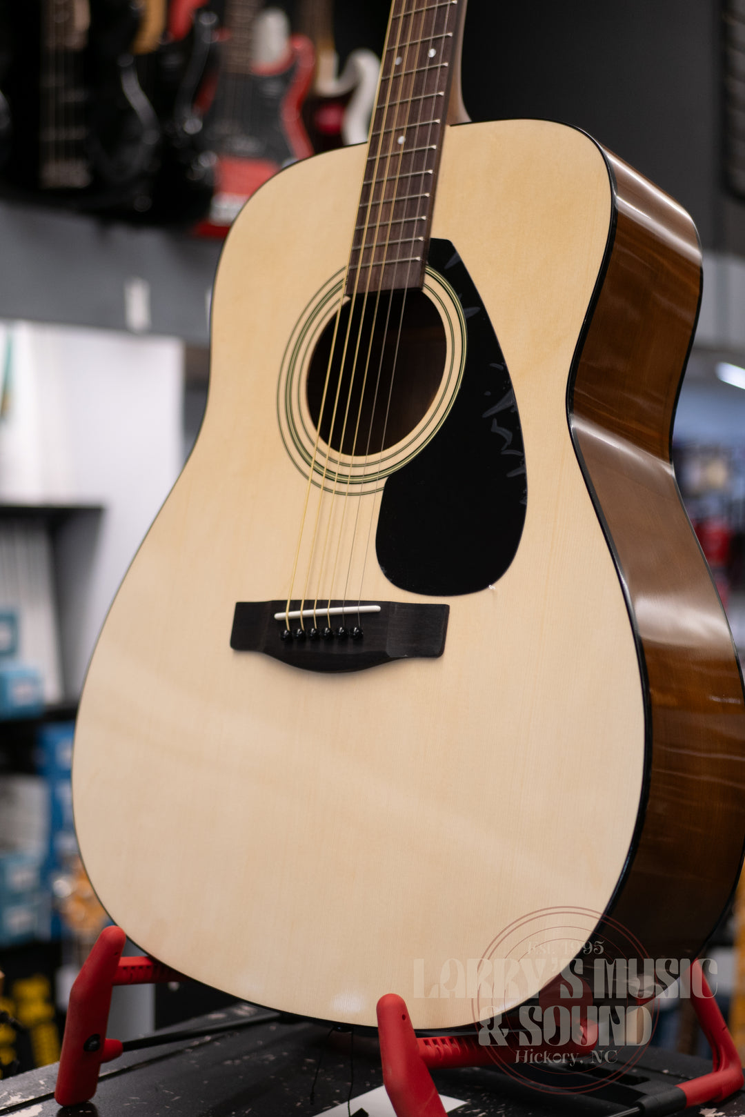 Yamaha F310 Acoustic Dreadnought Guitar
