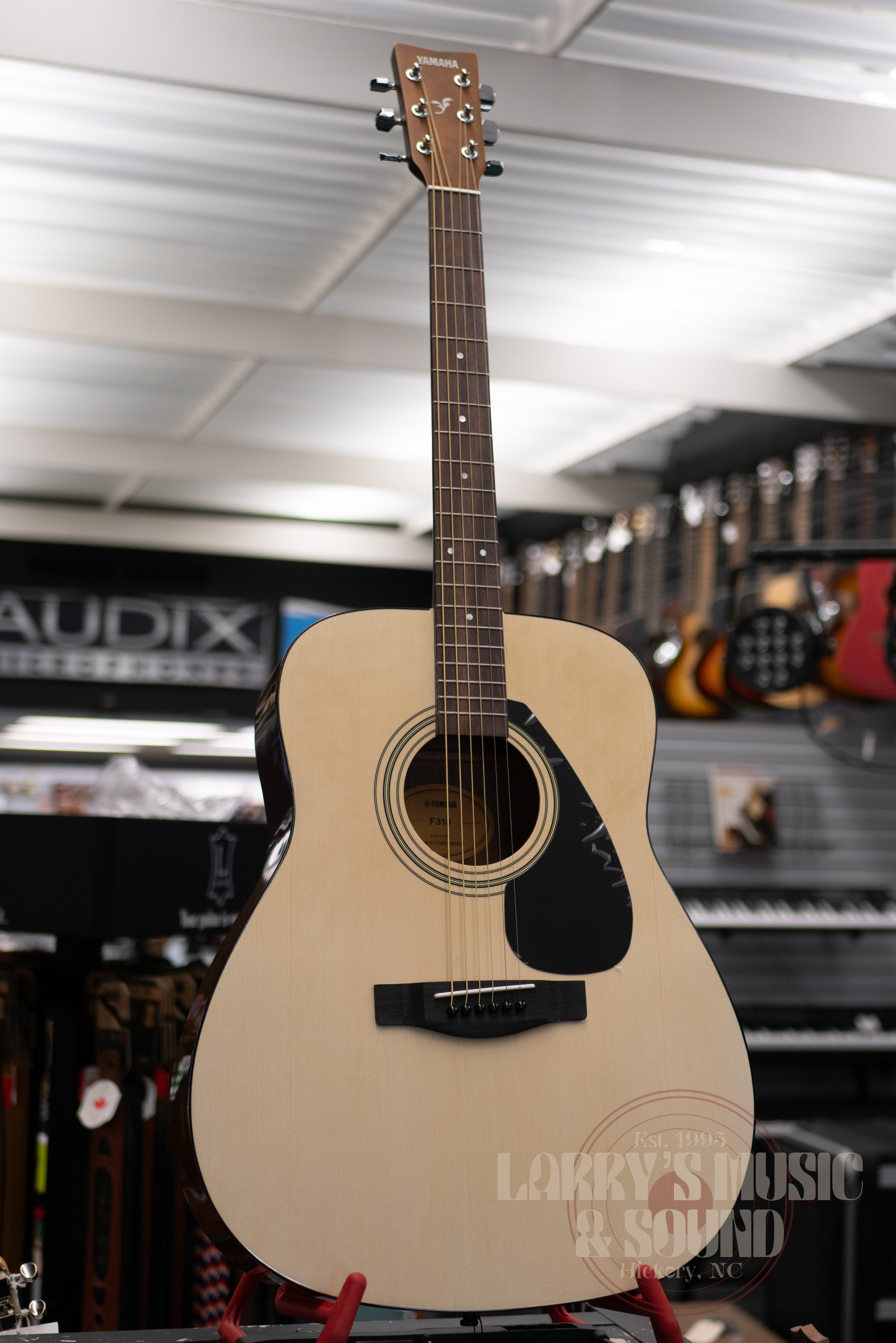 Yamaha F310 Acoustic Dreadnought Guitar – Larry's Music & Sound