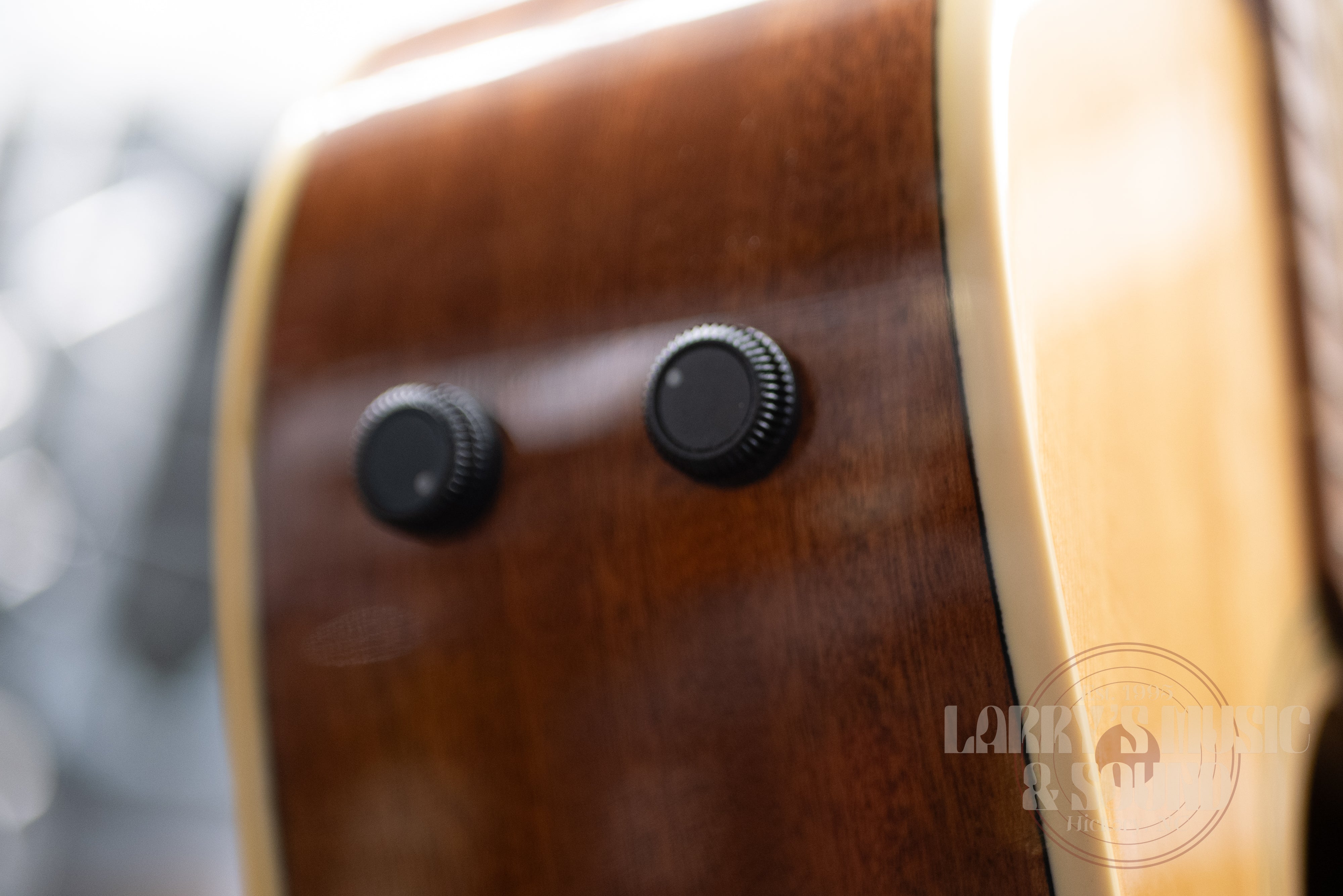 Fender Newporter Player - Natural – Larry's Music & Sound