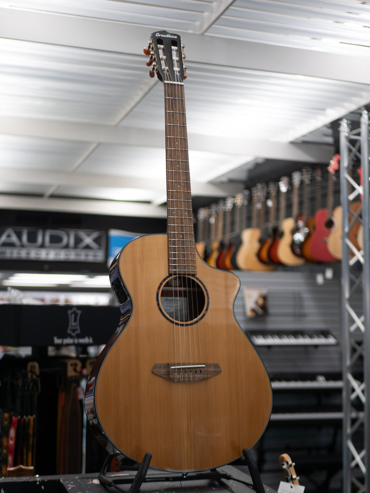 Breedlove Discovery S Concert Nylon CE Red Cedar-African Mahogany