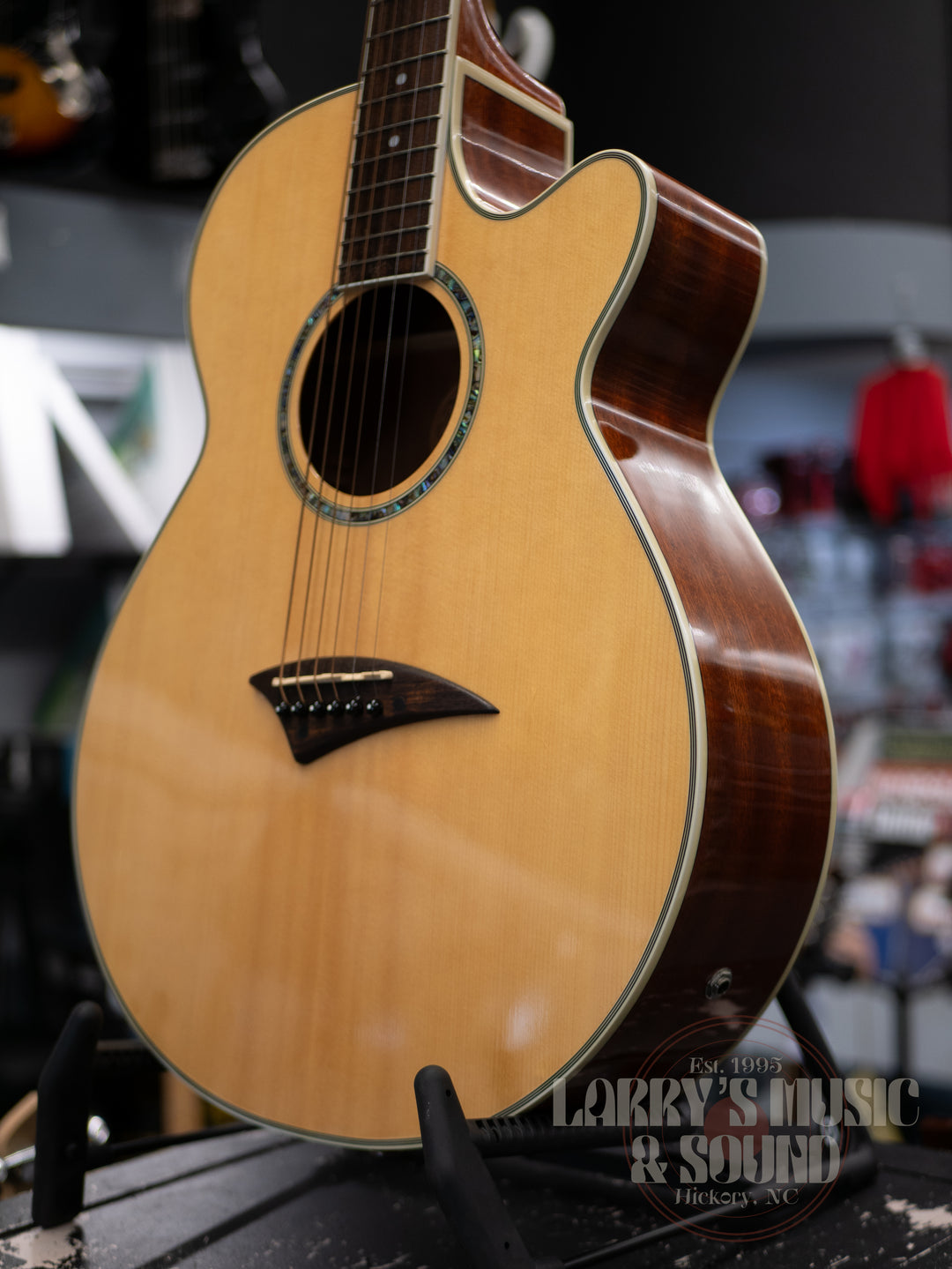 Dean Performer C Acoustic/Electric with Case - USED
