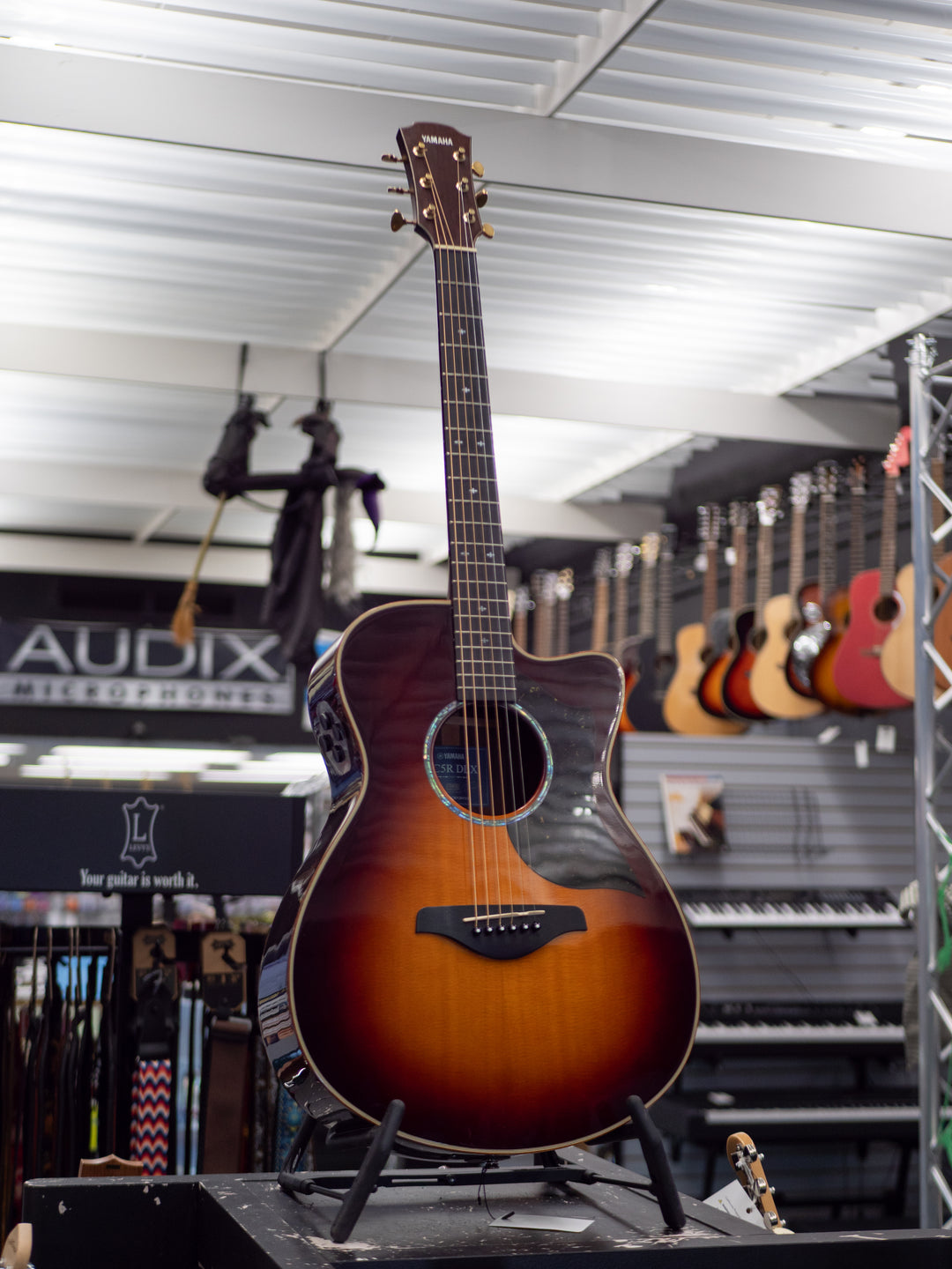 Yamaha AC5R DLX - Tobacco Sunburst- USED