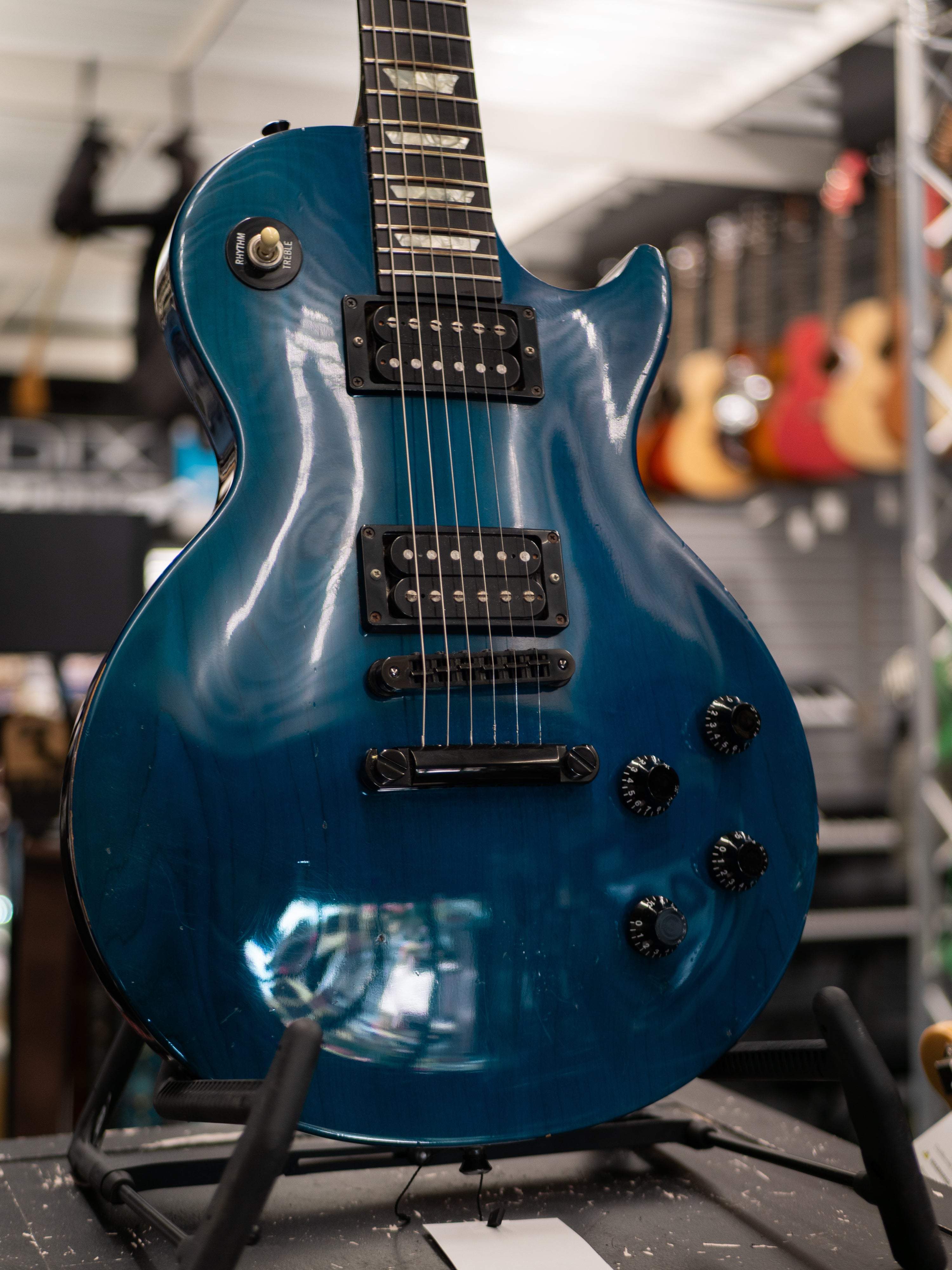 Gibson LesPaul Studio Lite　青　限定モデル　ジャンク Gibson LesPaul Studio Lite 青 限定モデル ジャンク - メルカリ