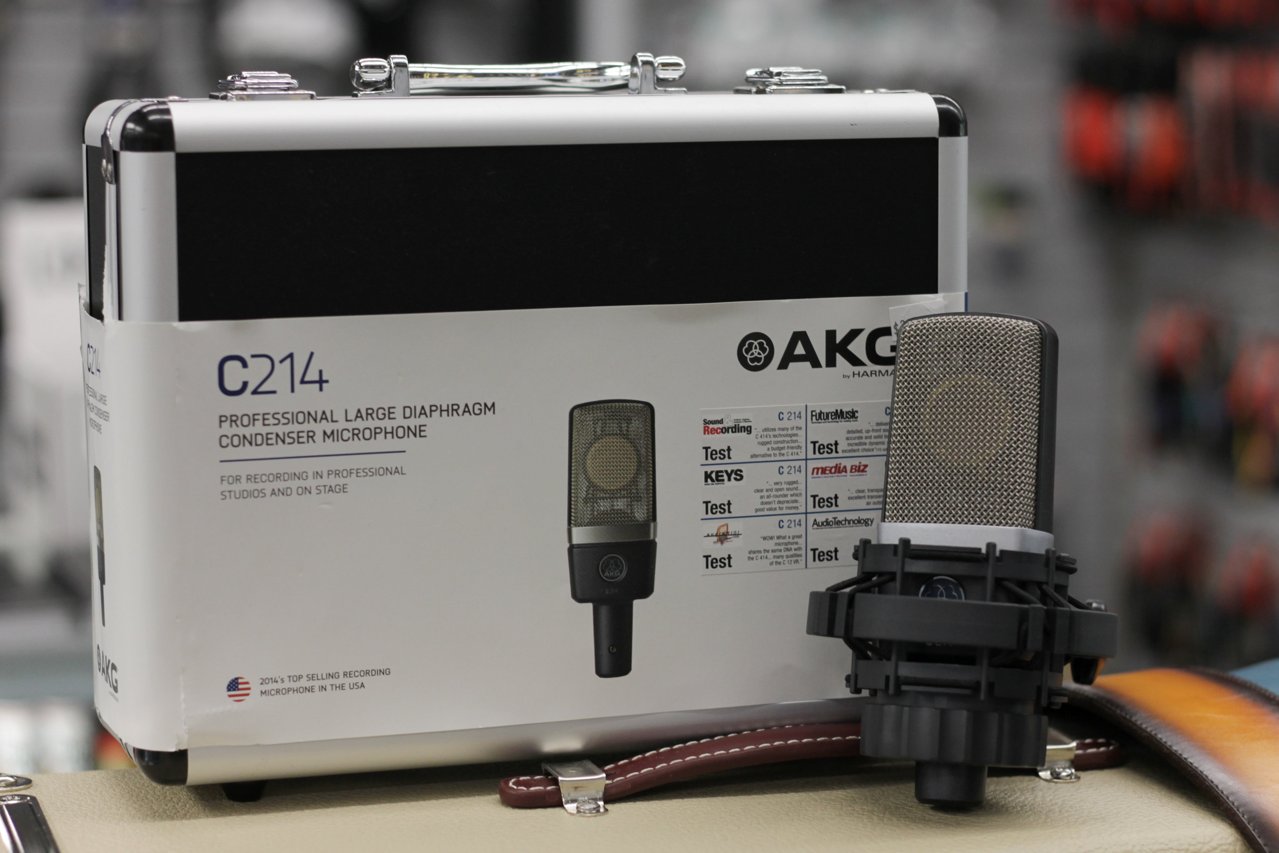 AKG C214 Professional Large-Diaphragm Condenser Mic – Larry's