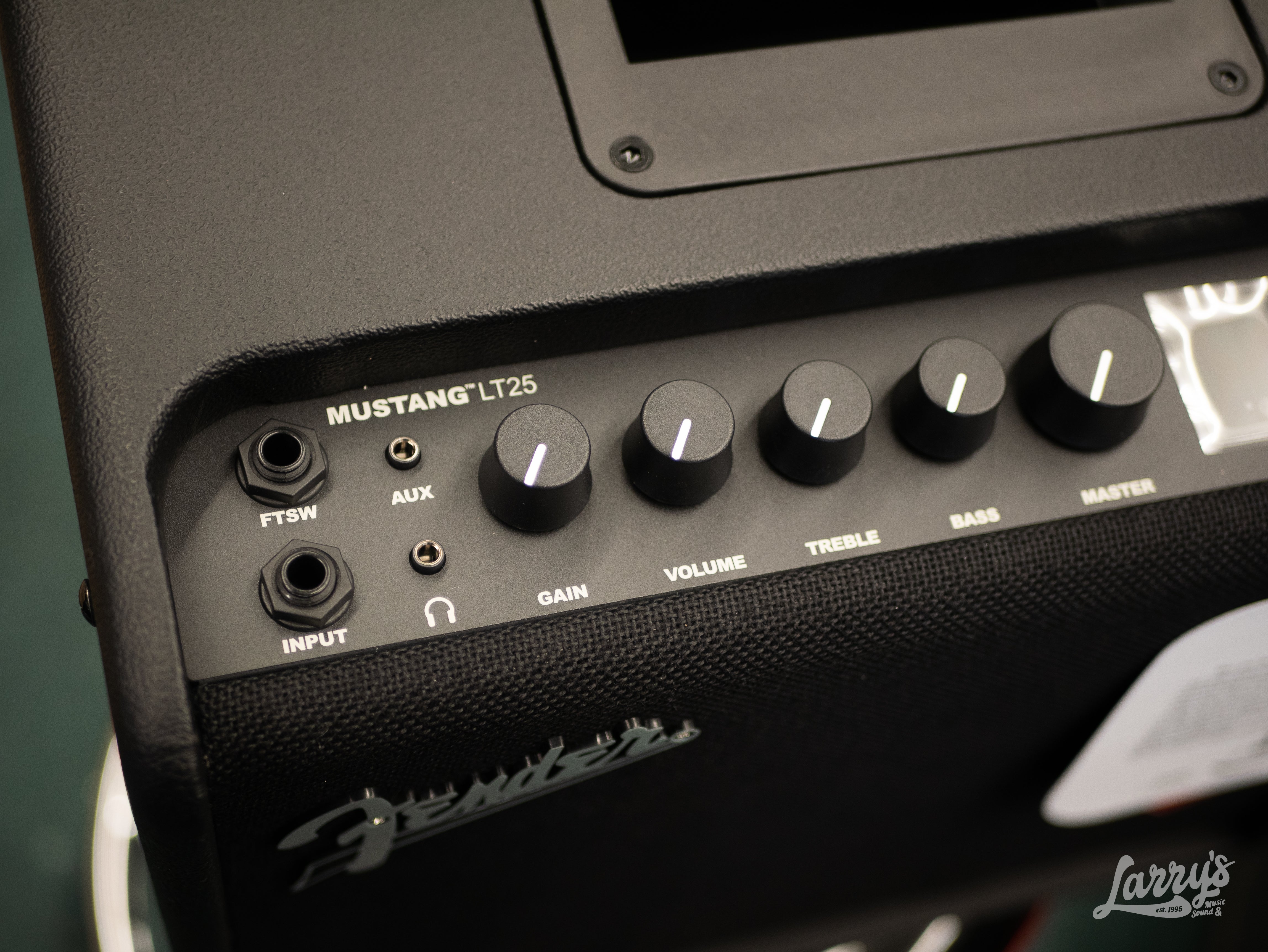 Fender Mustang LT25 25-Watt Digital Amplifier – Larry's Music & Sound