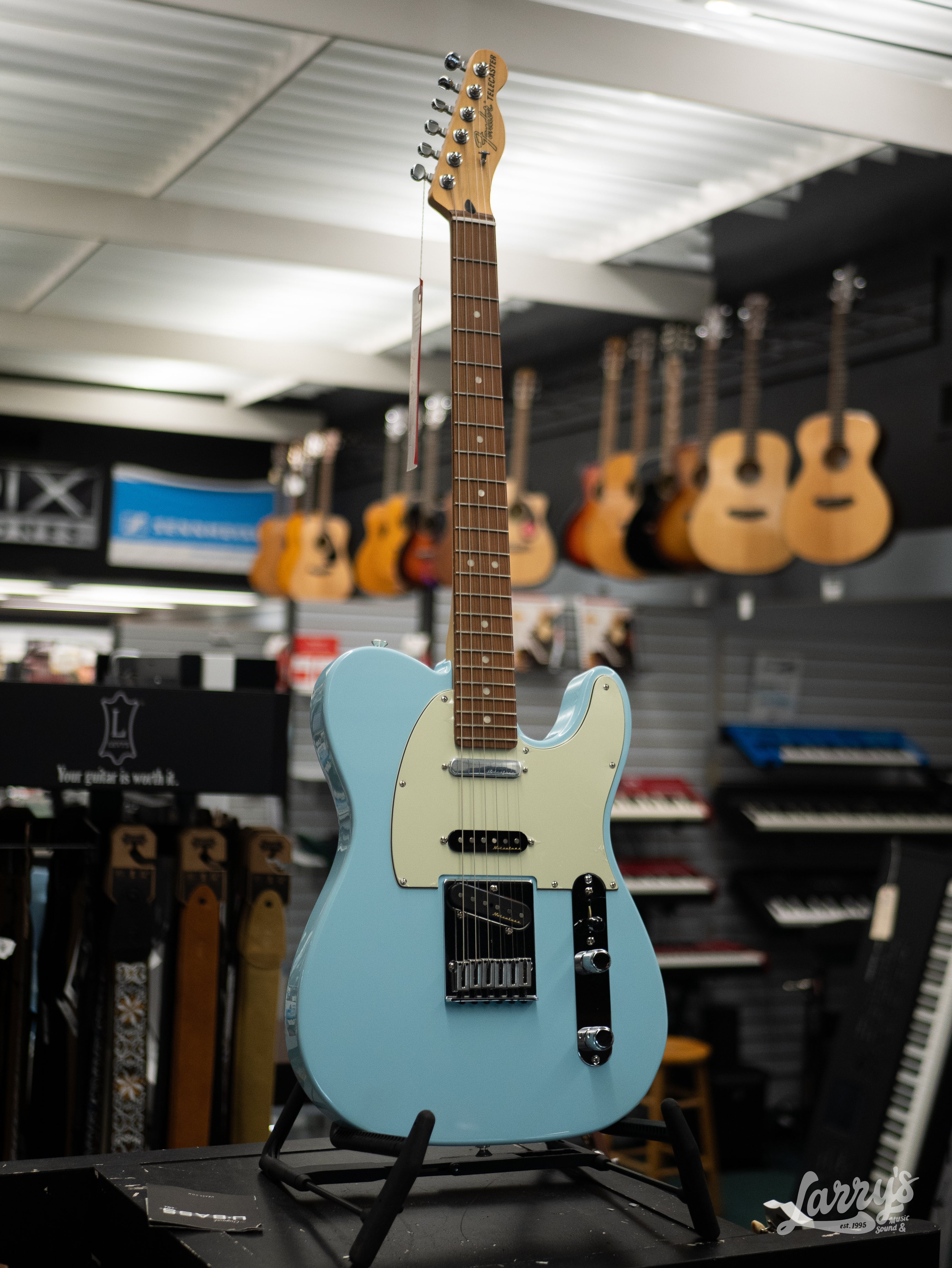 Fender player deals telecaster daphne blue