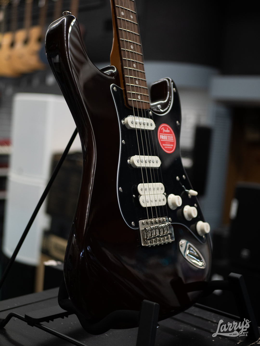 Squier Classic Vibe '70s Strat - Walnut